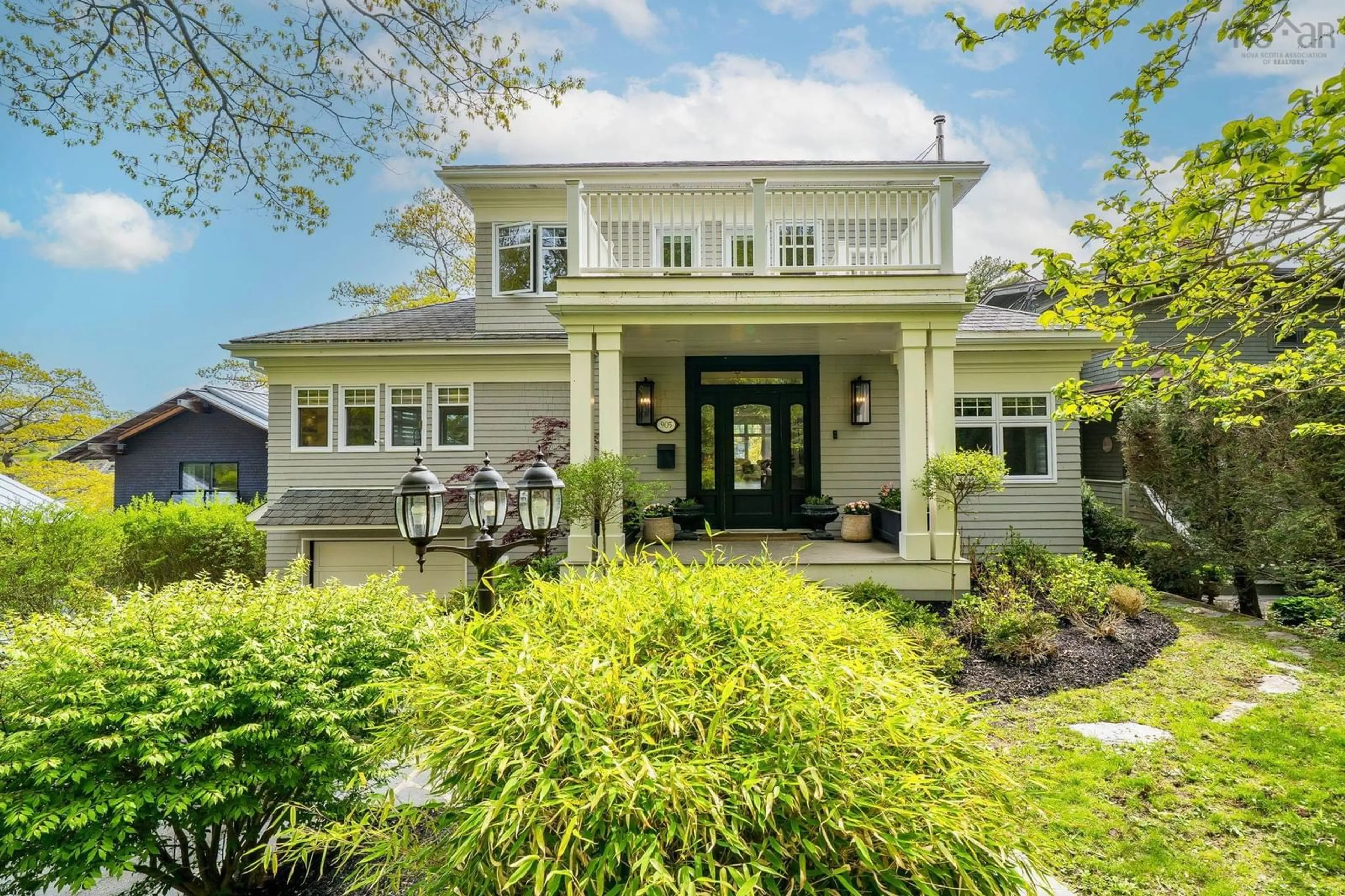 Home with vinyl exterior material, street for 905 Marlborough Woods, Halifax Nova Scotia B3H 1H9