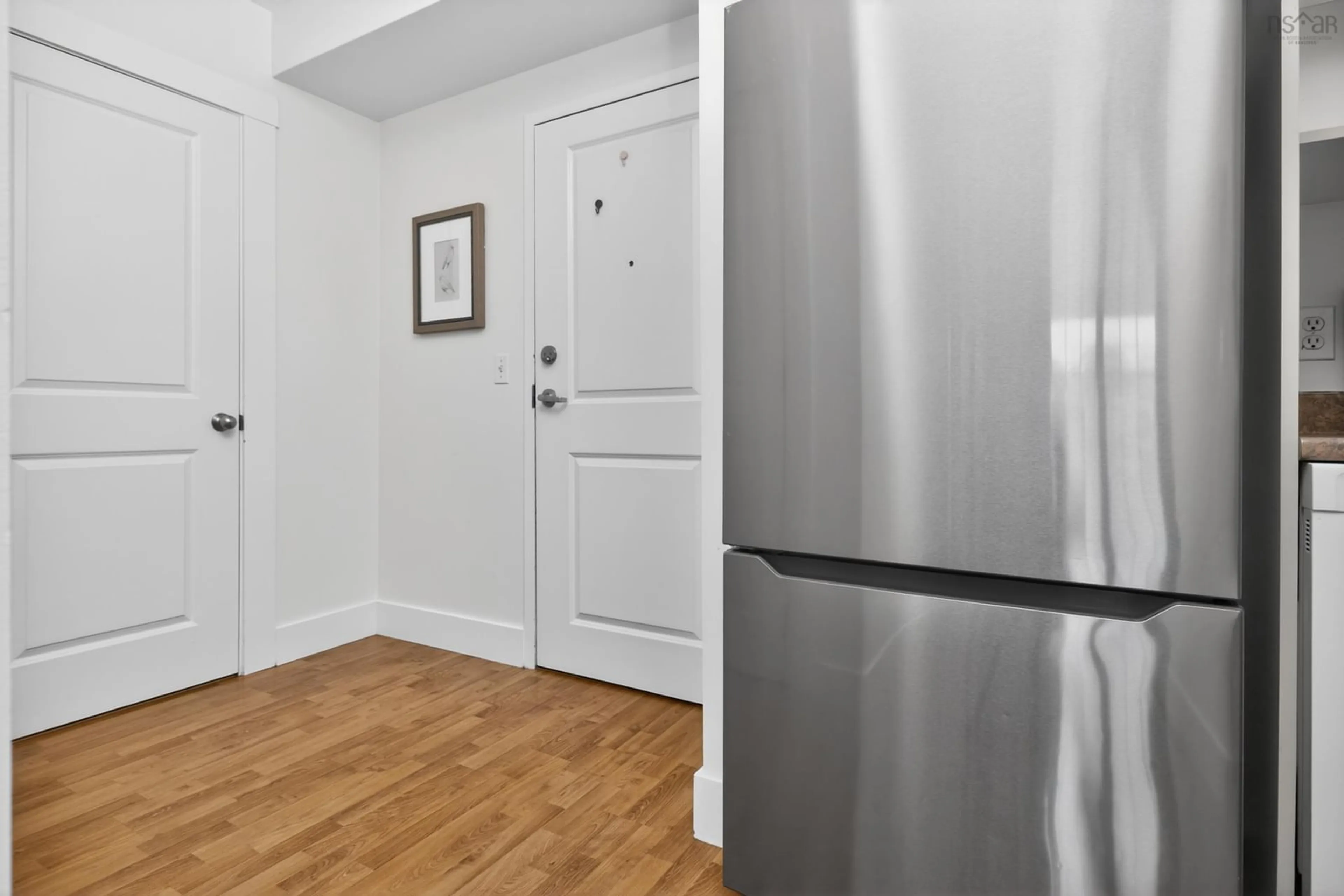 Unknown for 162 Ochterloney St #307, Dartmouth Nova Scotia B2Y 4X3
