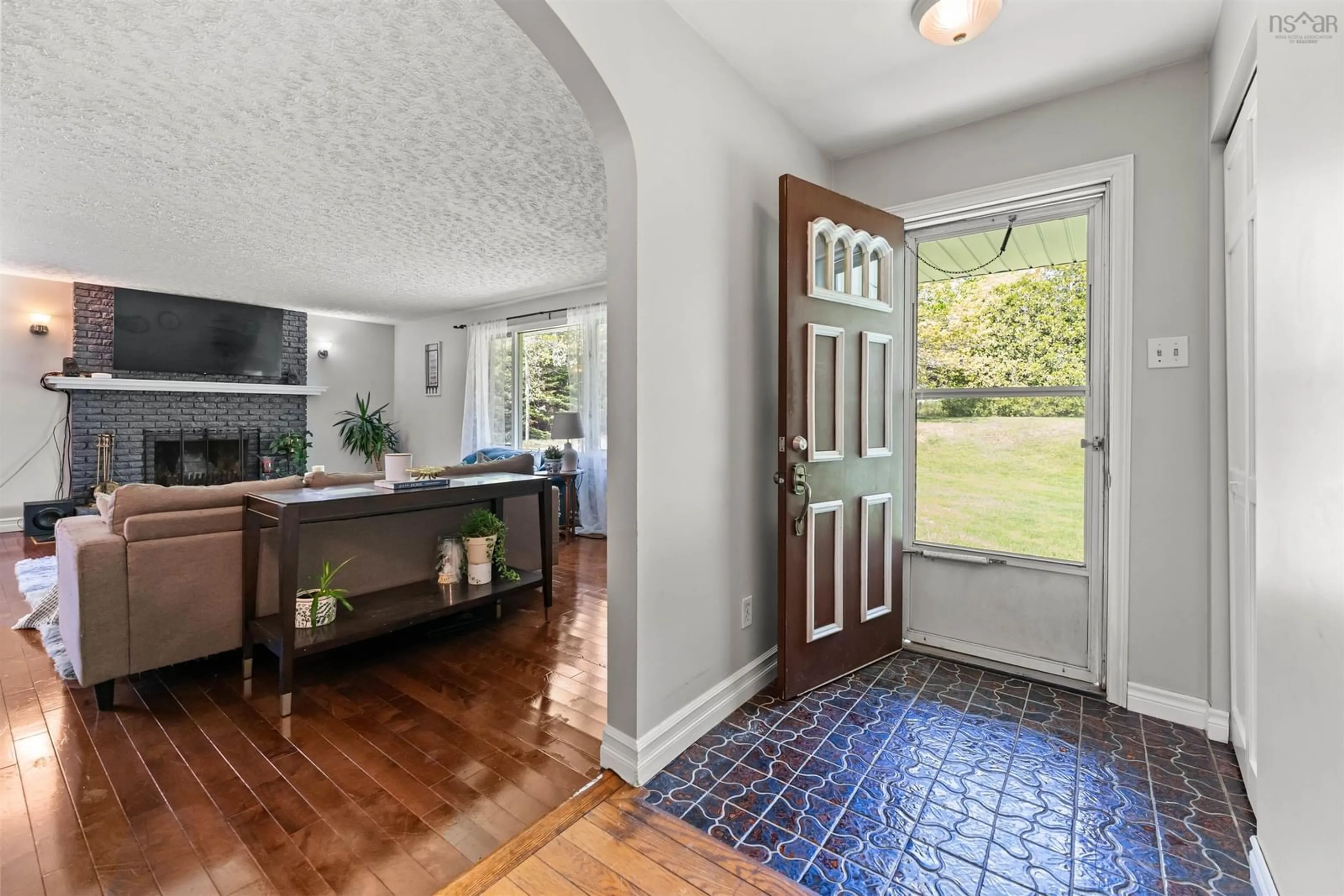 Indoor entryway for 660 East Uniacke Rd, East Uniacke Nova Scotia B0N 1Z0
