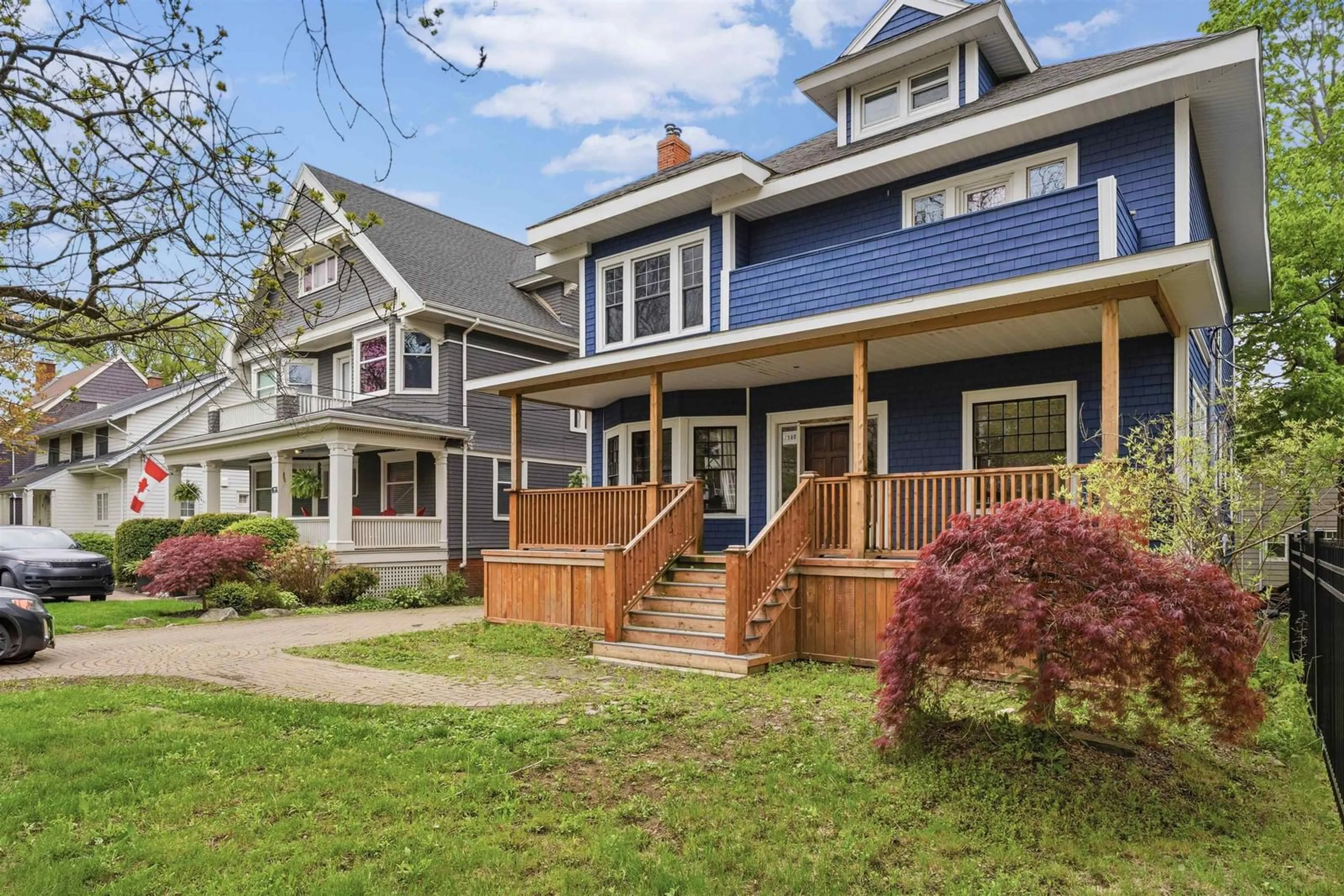 Home with vinyl exterior material, street for 1680 Oxford St, Halifax Nova Scotia B3H 3Z4