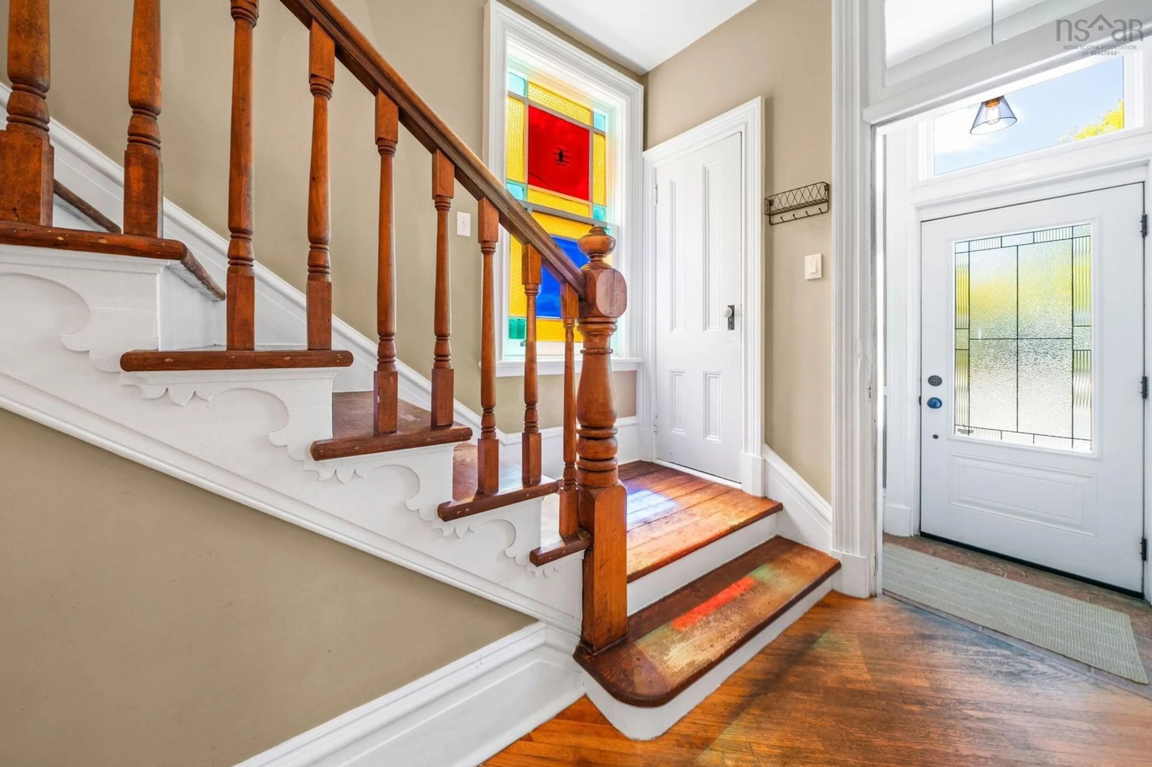 Indoor entryway for 16 Victoria Rd, Dartmouth Nova Scotia B2Y 2V6