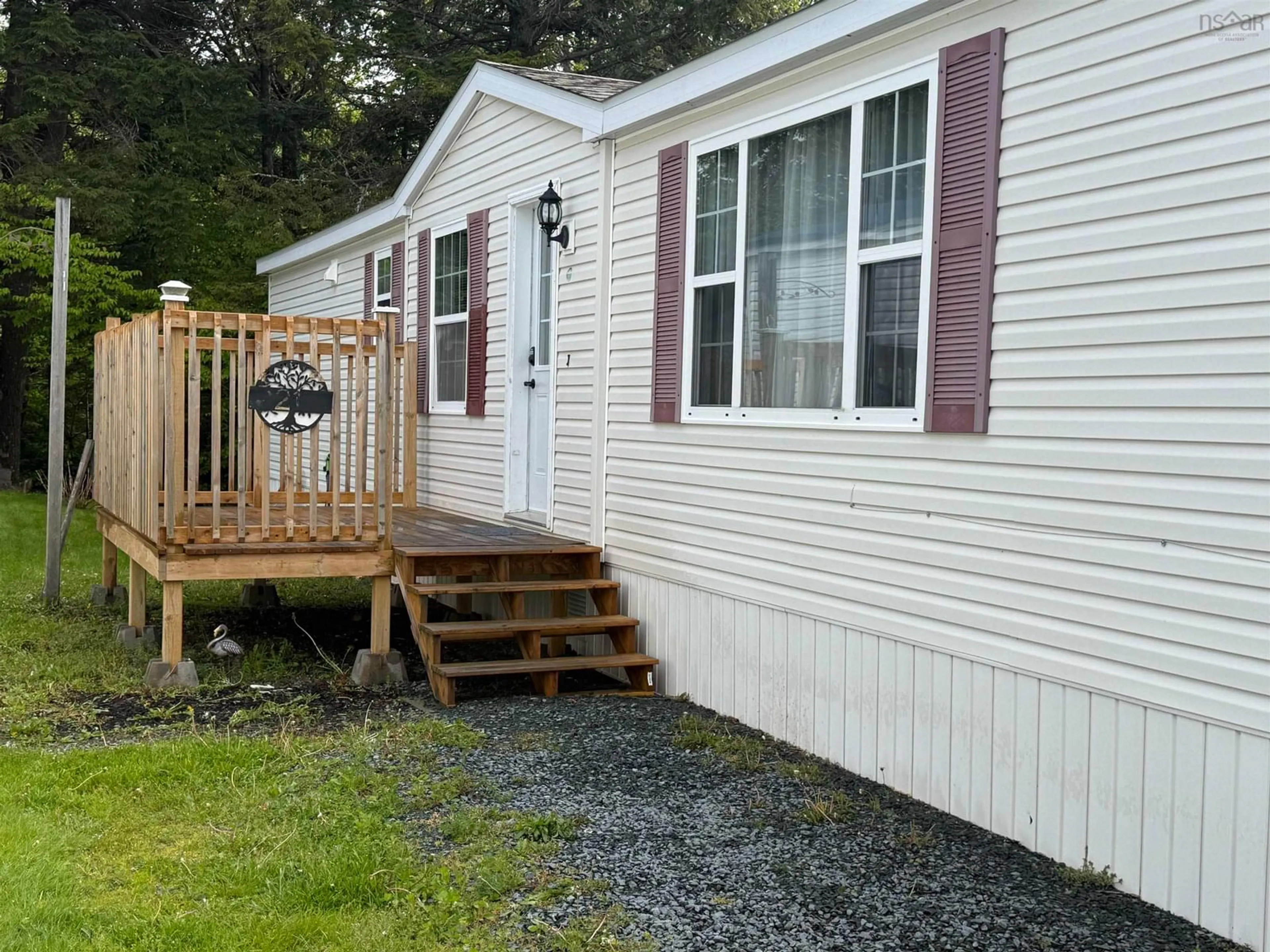 Home with vinyl exterior material, unknown for 21 Mountainview Dr, Lake Echo Nova Scotia B3E 1B5