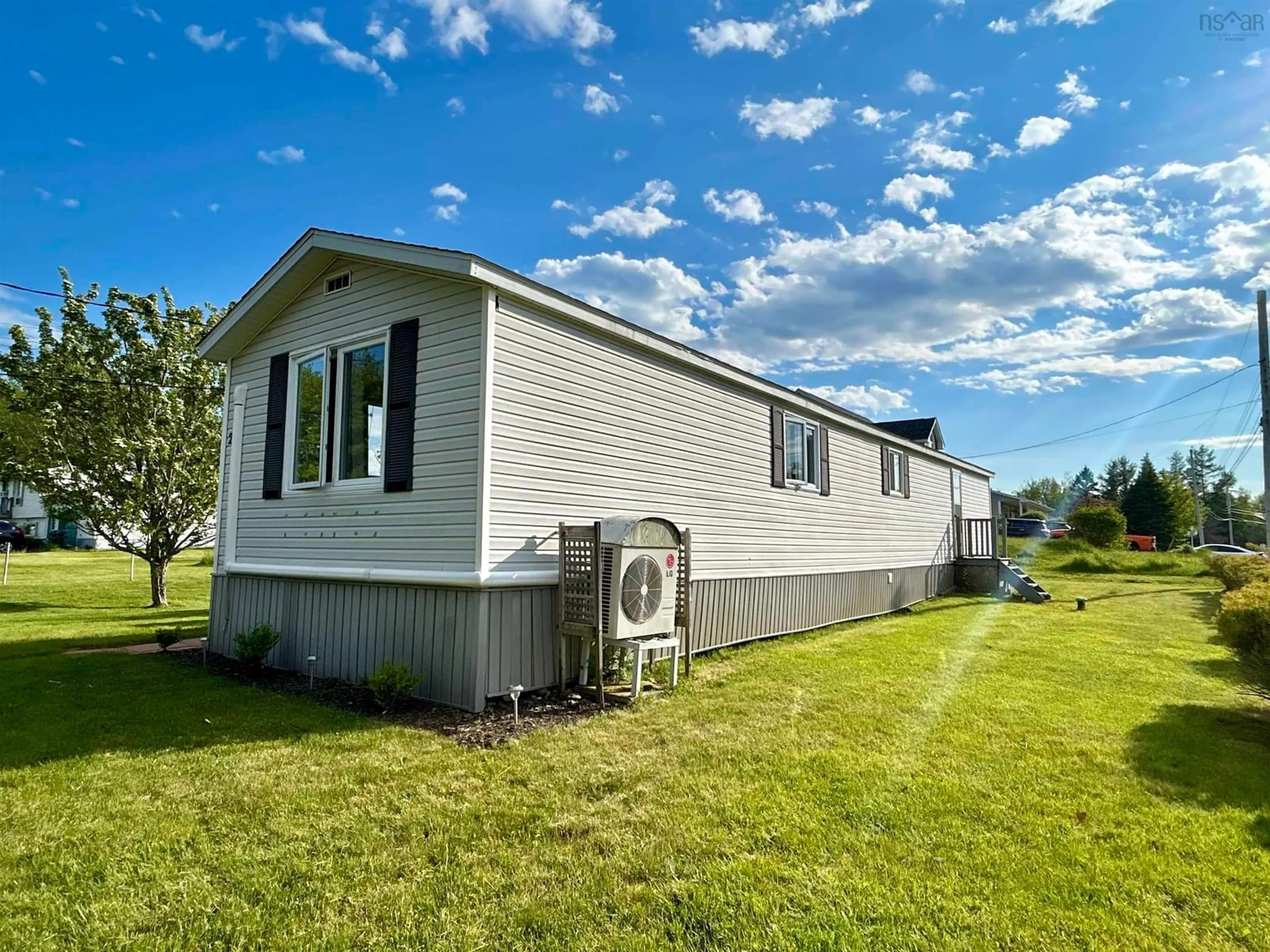 Home with vinyl exterior material, unknown for 29 Sunset Lane, Valley Nova Scotia B6L 4J9