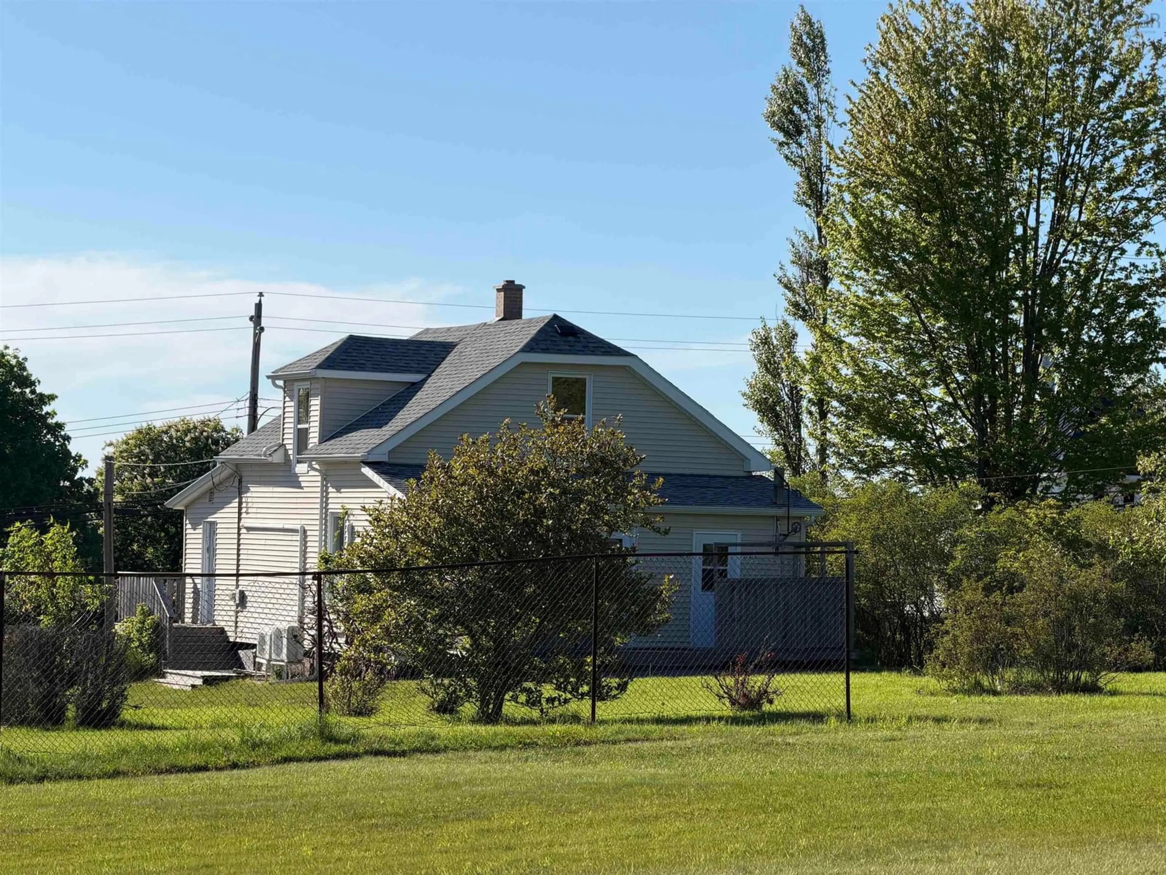 A pic from outside/outdoor area/front of a property/back of a property/a pic from drone, unknown for 22 Maple St, Trenton Nova Scotia B0K 1X0