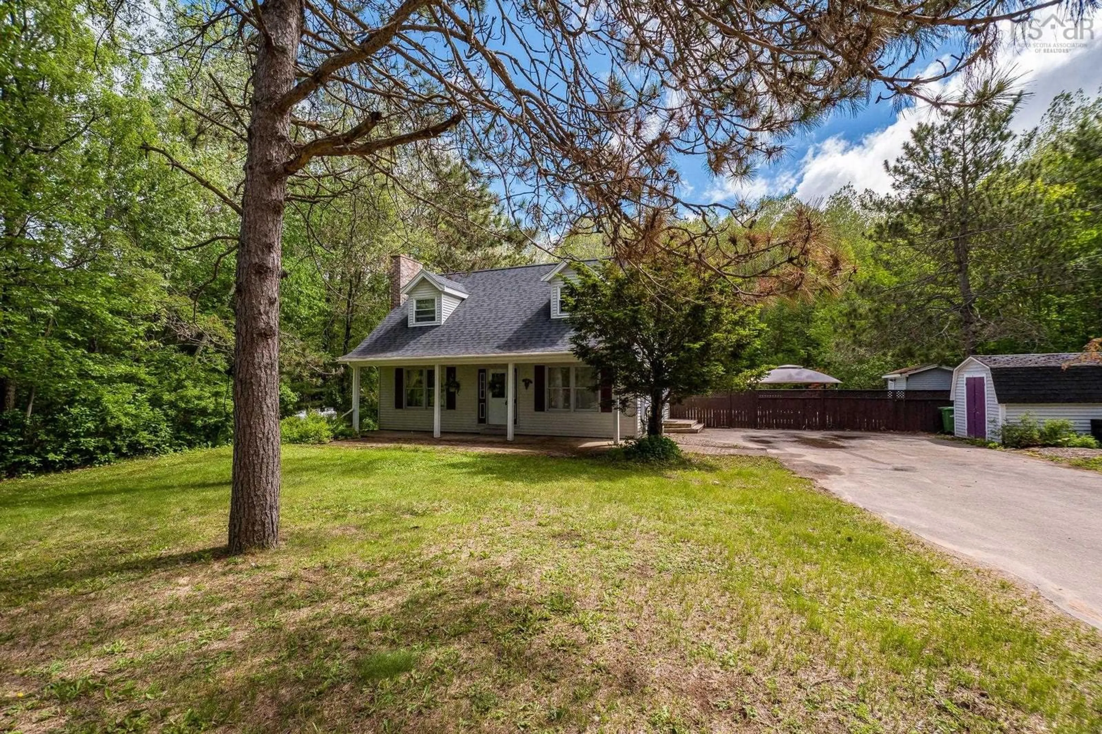 A pic from outside/outdoor area/front of a property/back of a property/a pic from drone, street for 1860 Gerald Dr, Coldbrook Nova Scotia B4R 1A3