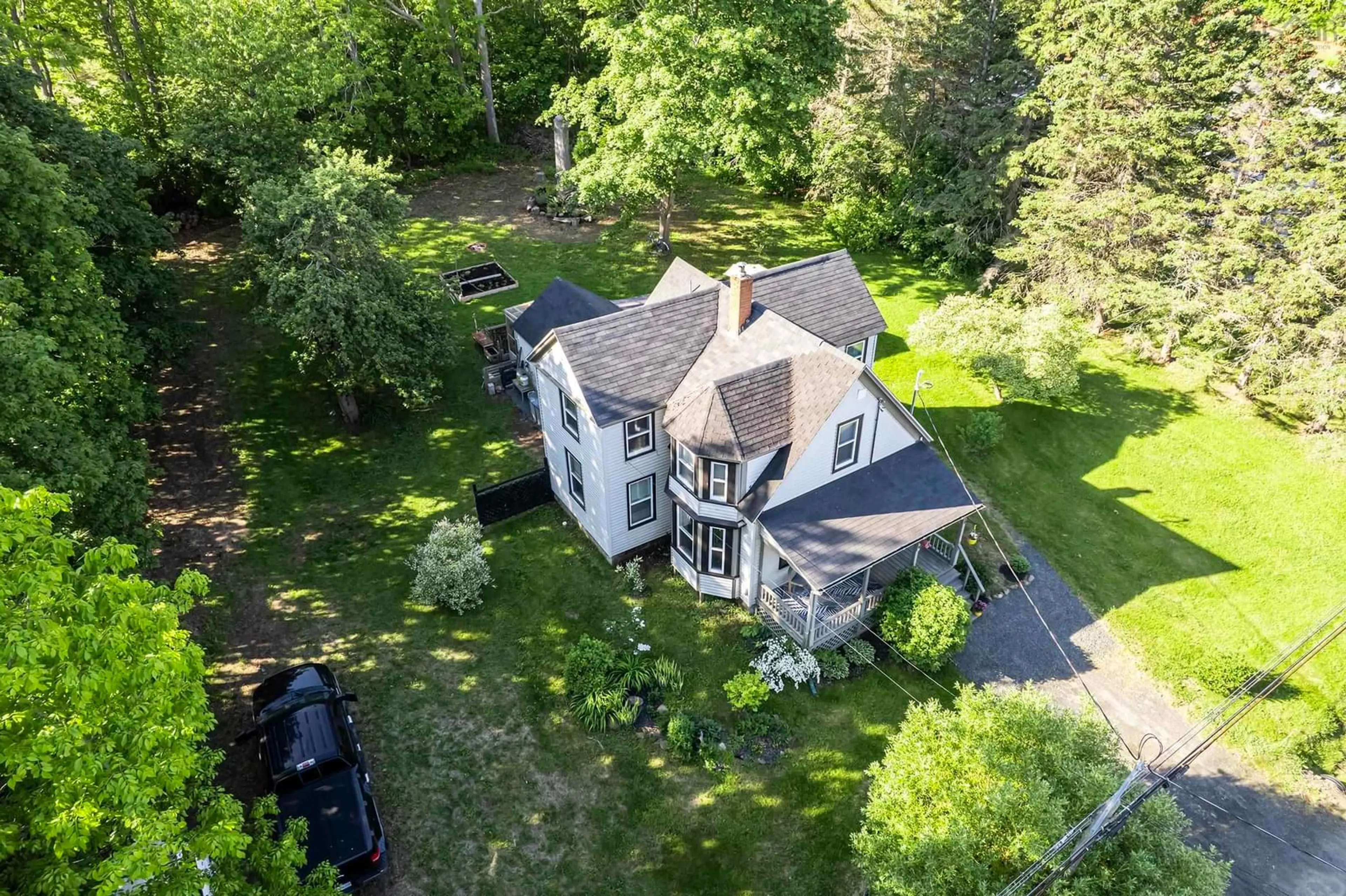 A pic from outside/outdoor area/front of a property/back of a property/a pic from drone, street for 564 Highway 1, Deep Brook Nova Scotia B0S 1J0