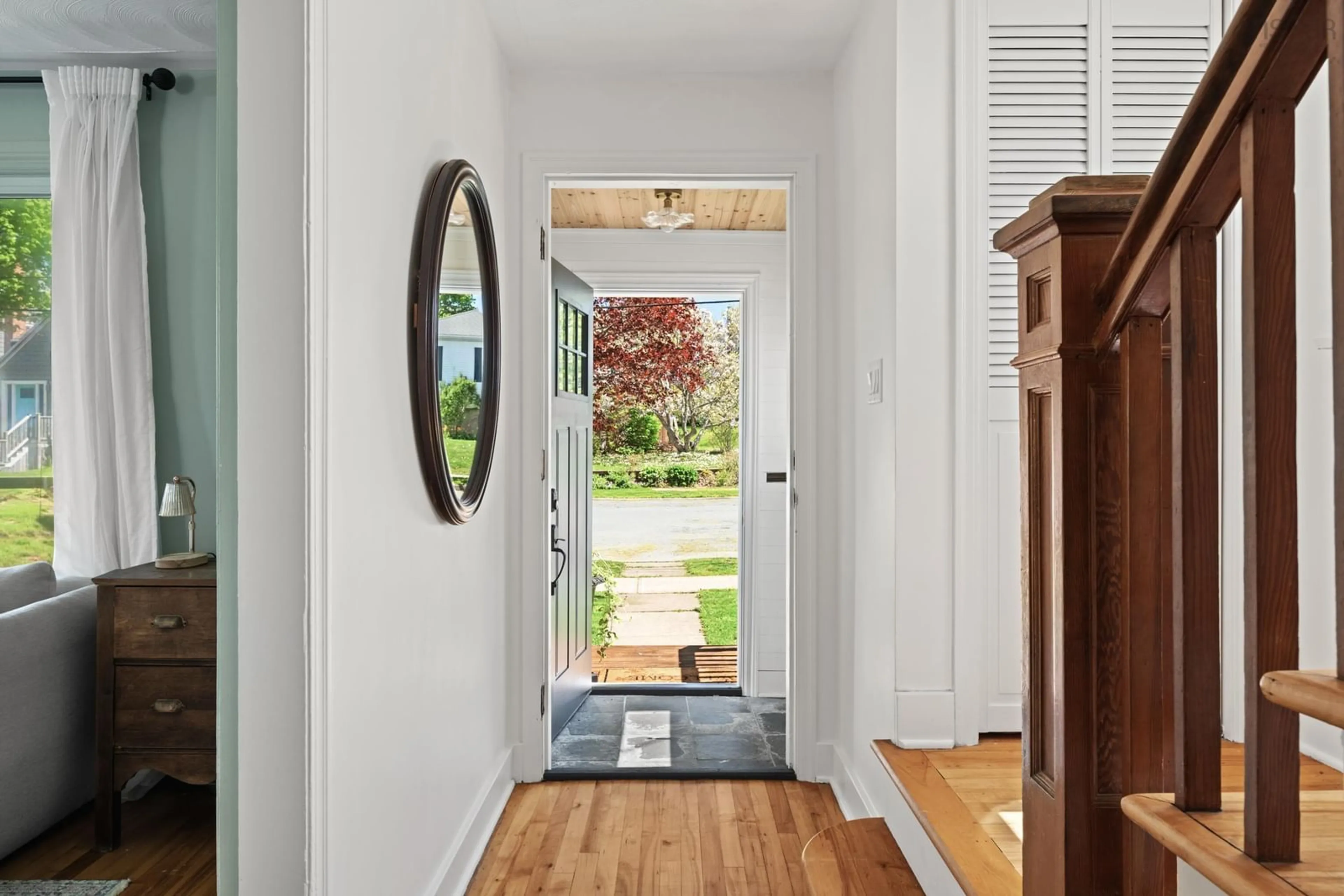 Indoor entryway for 3674/3672 Bright St, Halifax Nova Scotia B3K 4Z3