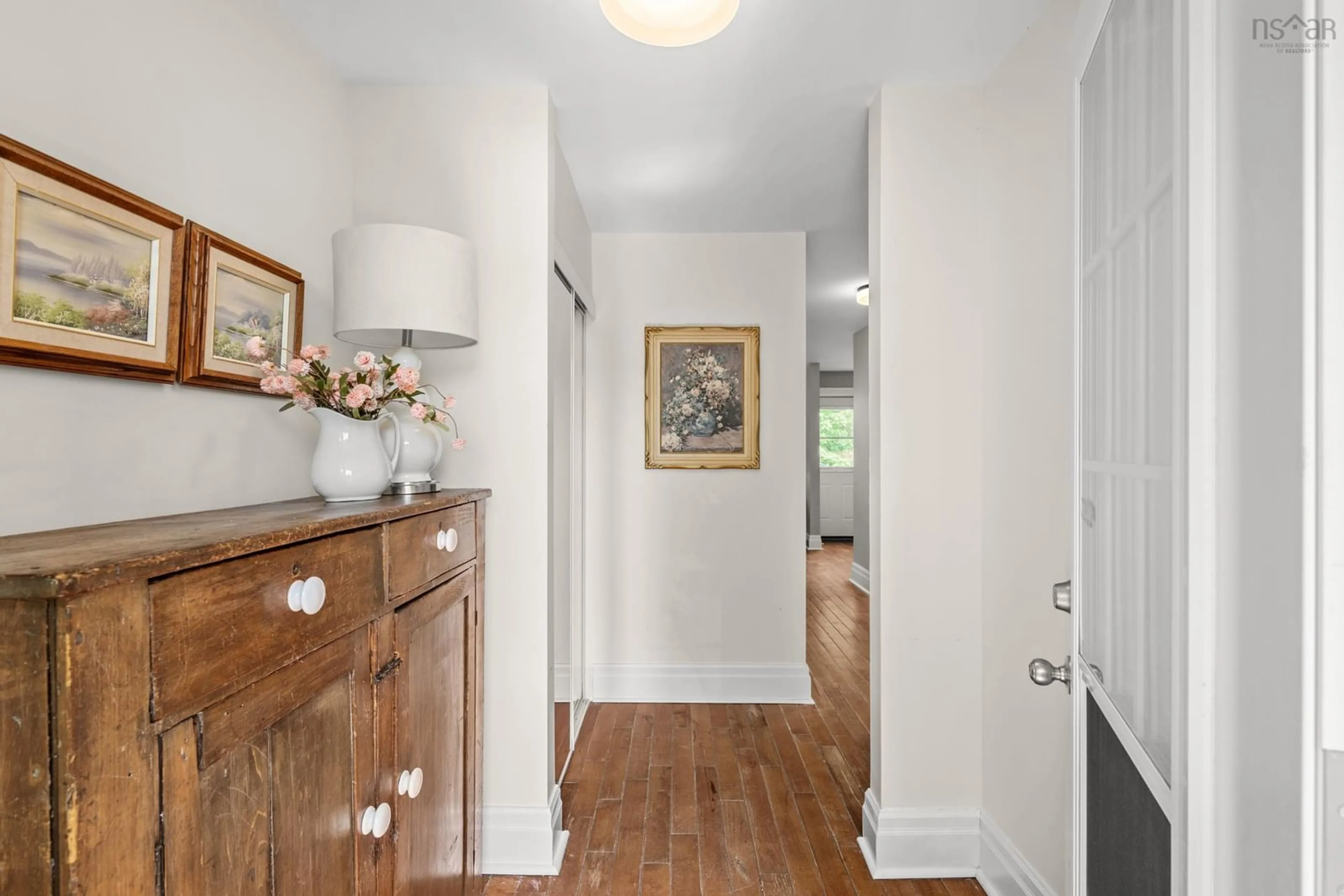 Indoor entryway for 15 Cherry Lane, Wolfville Nova Scotia B4P 1T9