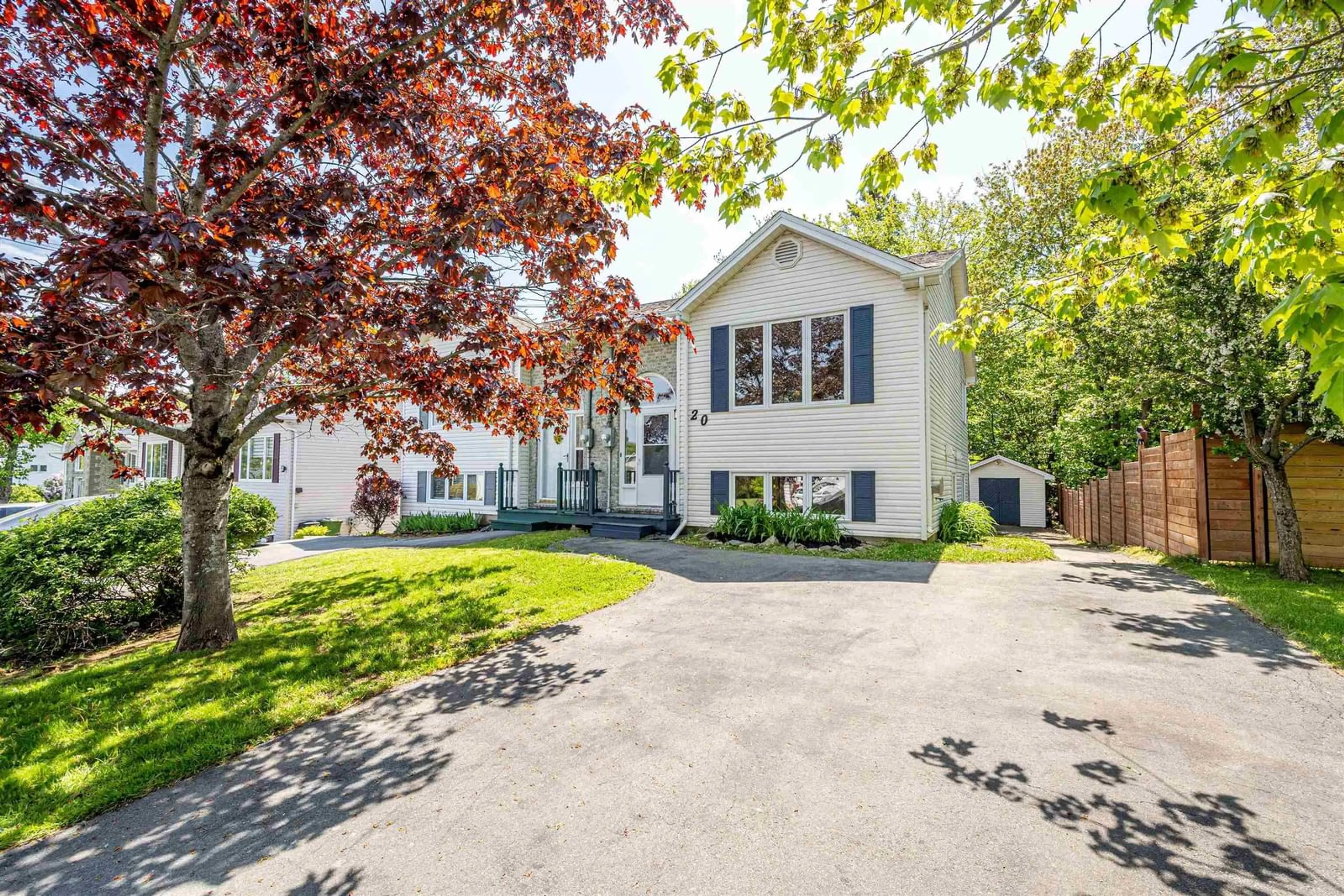 A pic from outside/outdoor area/front of a property/back of a property/a pic from drone, street for 20 Argus Dr, Dartmouth Nova Scotia B3A 4Y1