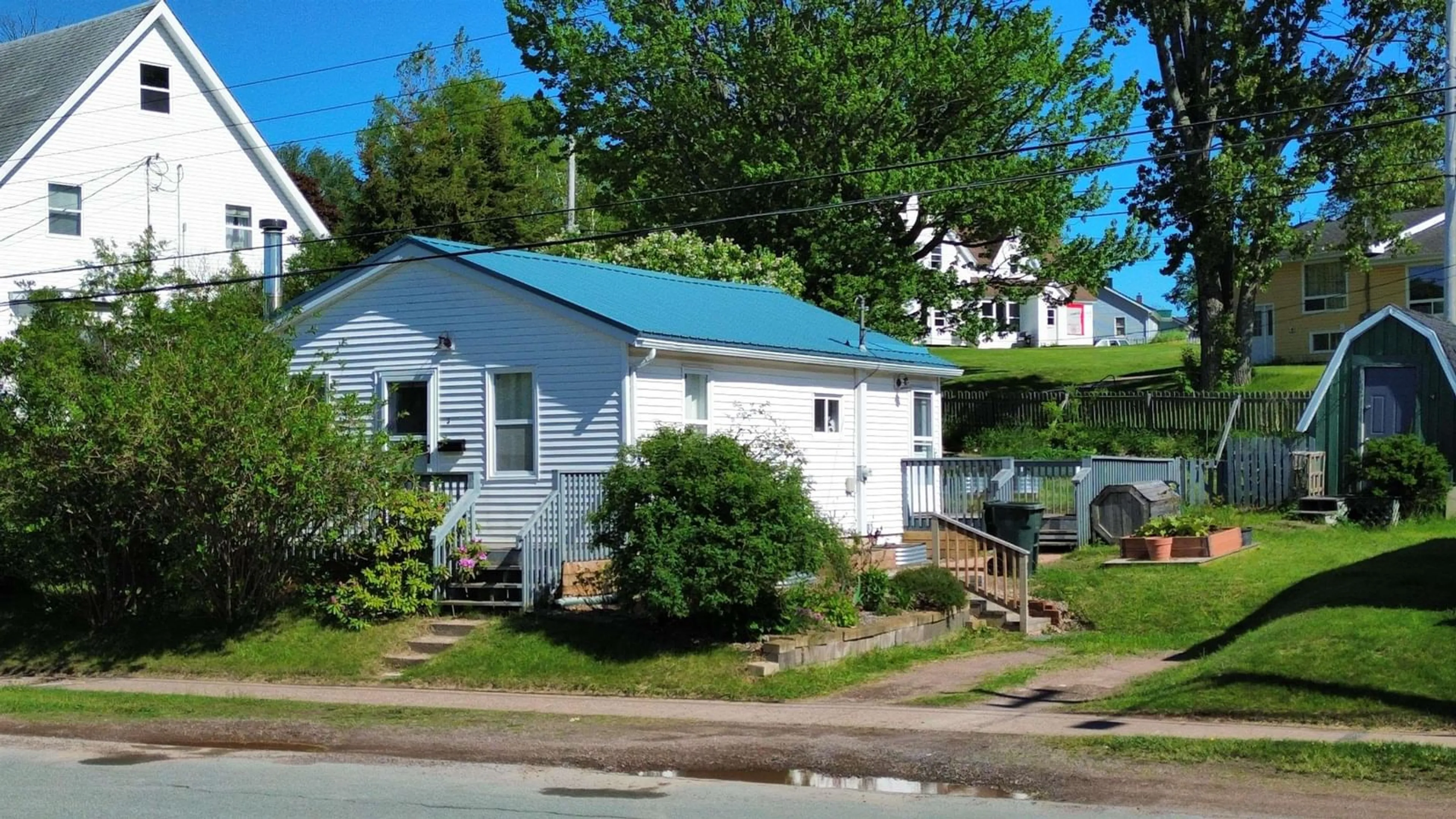 A pic from outside/outdoor area/front of a property/back of a property/a pic from drone, street for 3 Beacon St, Amherst Nova Scotia B4H 1P1