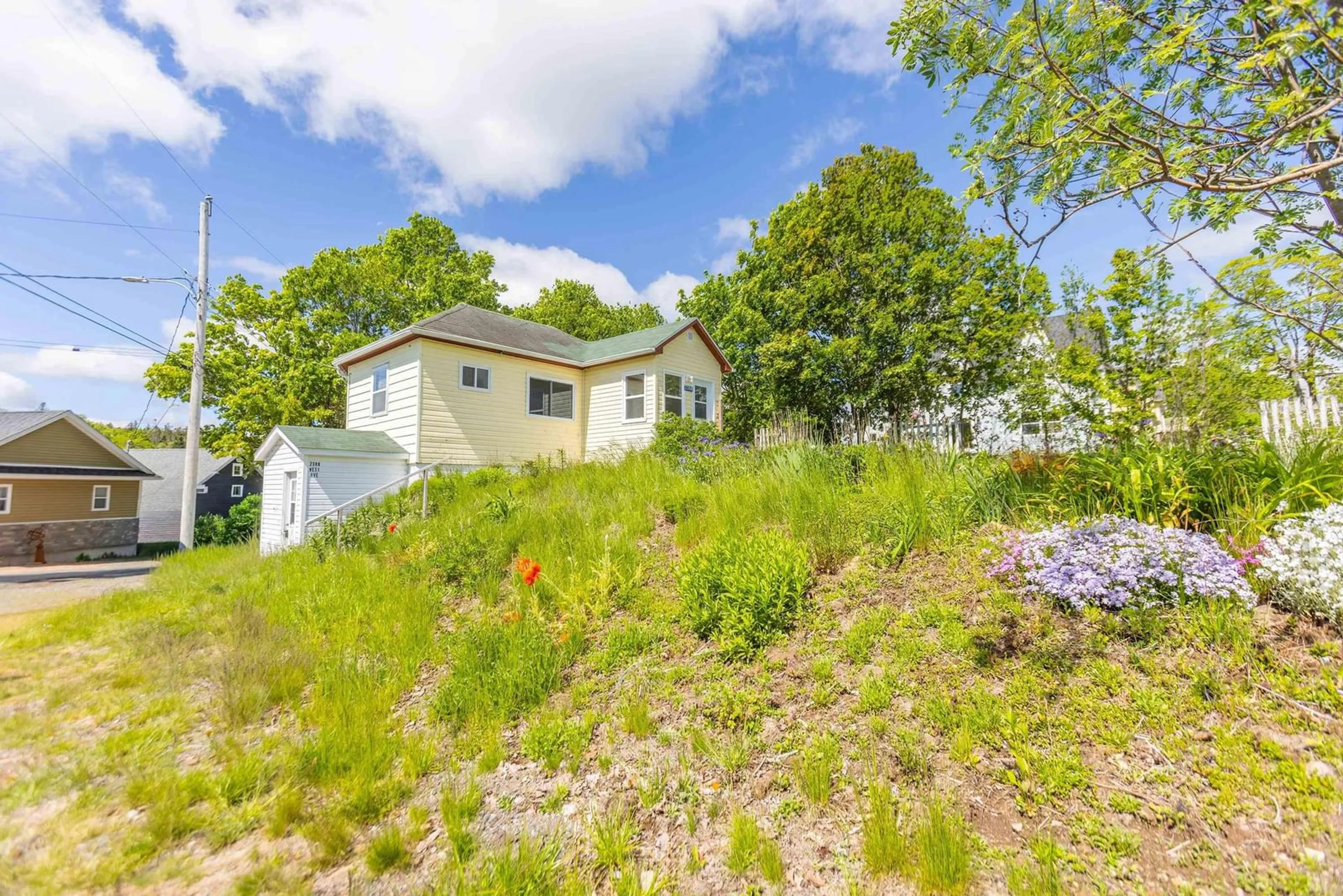 A pic from outside/outdoor area/front of a property/back of a property/a pic from drone, unknown for 2388 Western Ave, Parrsboro Nova Scotia B0M 1S0