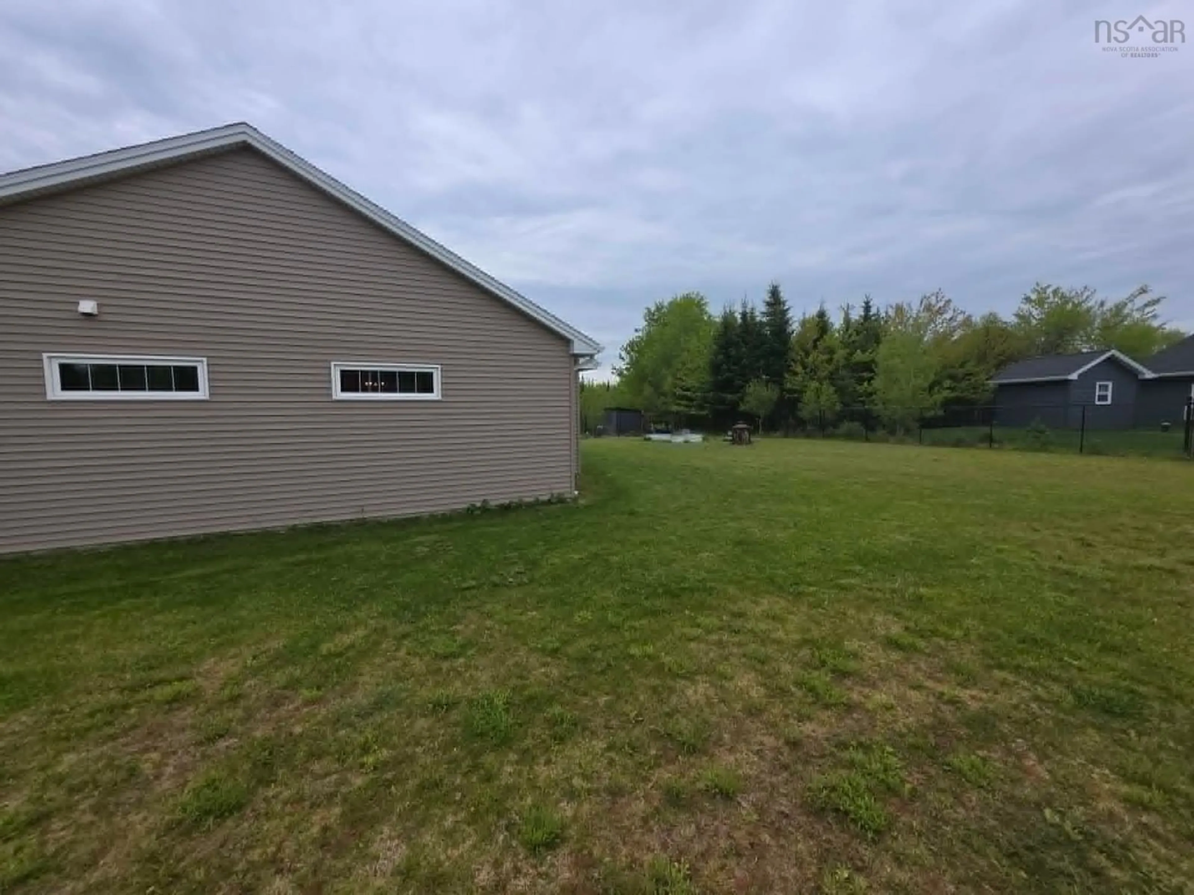 Shed for 21 Wexford Dr, Valley Nova Scotia B6L 0E8