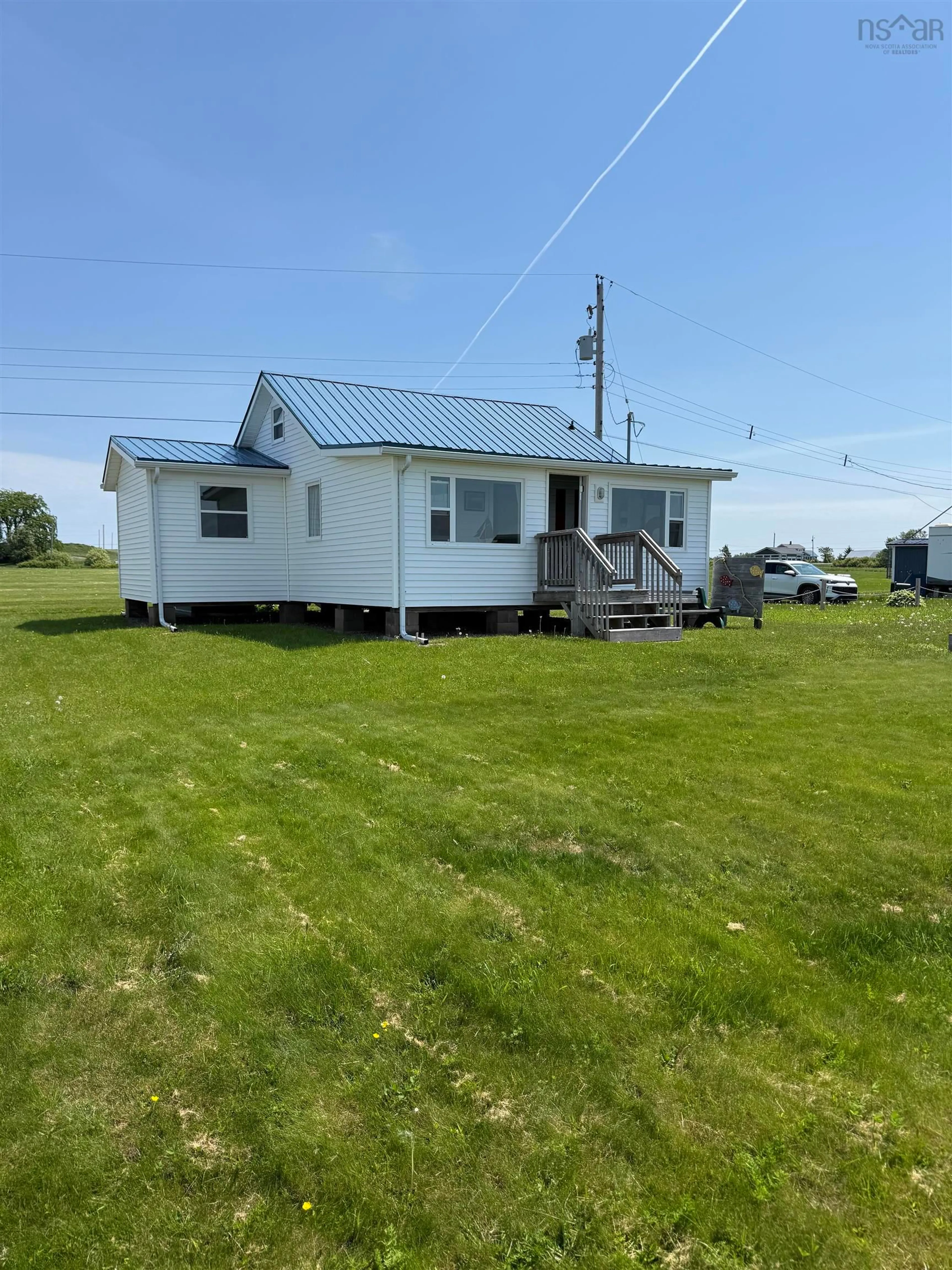 A pic from outside/outdoor area/front of a property/back of a property/a pic from drone, building for 115 Fishing Point Rd, Pugwash Nova Scotia B0K 1L0