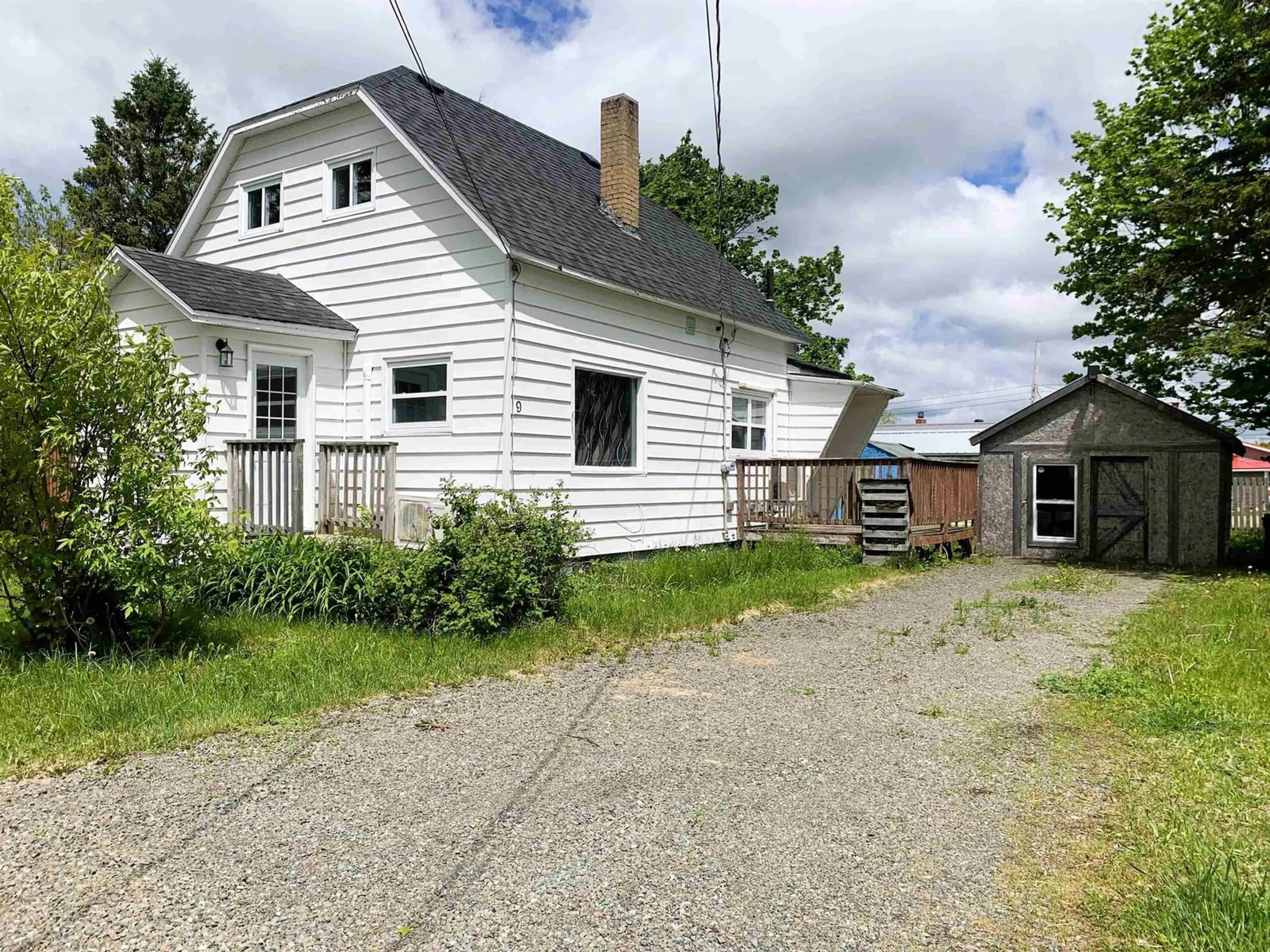 A pic from outside/outdoor area/front of a property/back of a property/a pic from drone, street for 9 Clarke St, Springhill Nova Scotia B0M 1X0