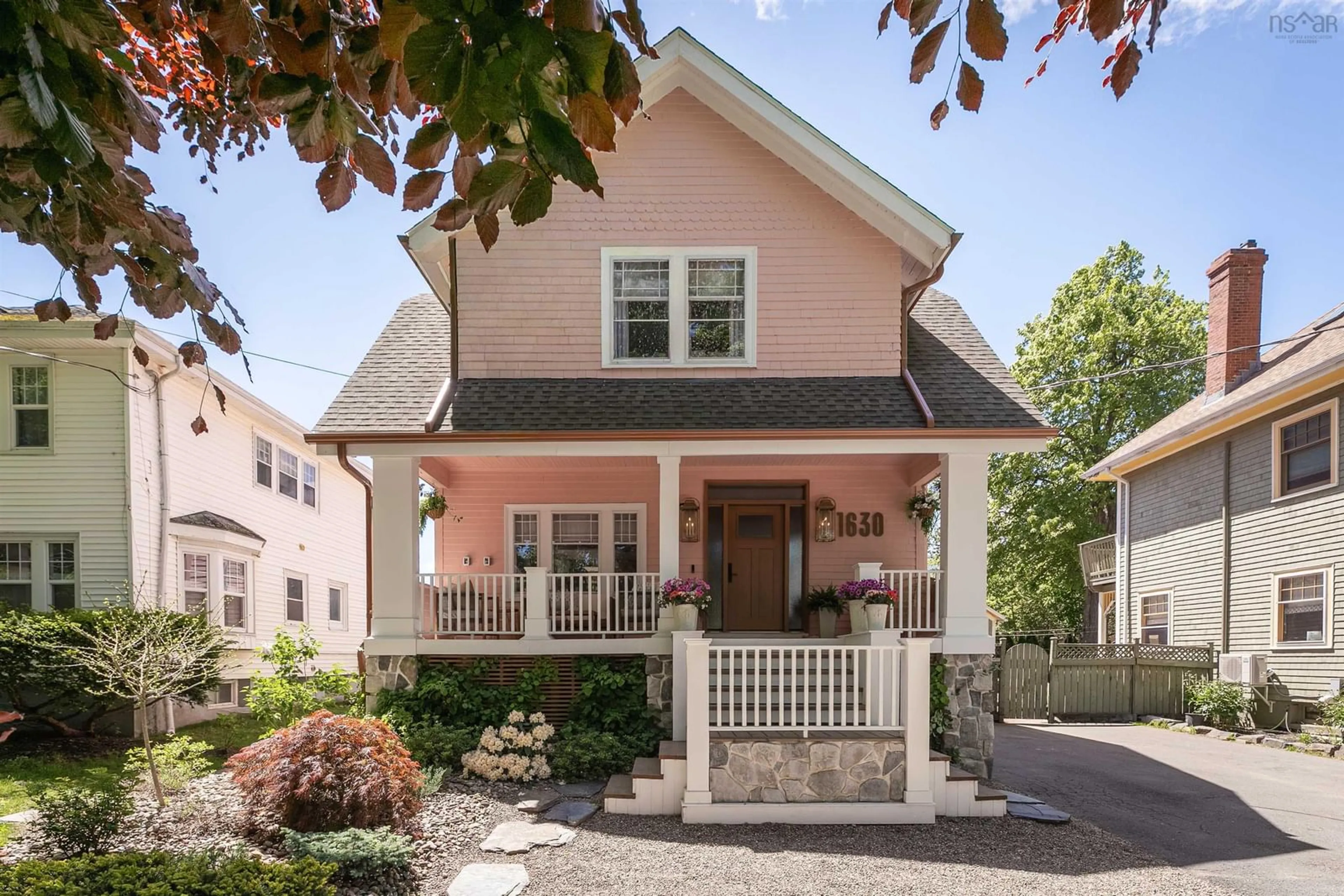 Home with brick exterior material, street for 1630 Vernon St, Halifax Nova Scotia B3H 3N1