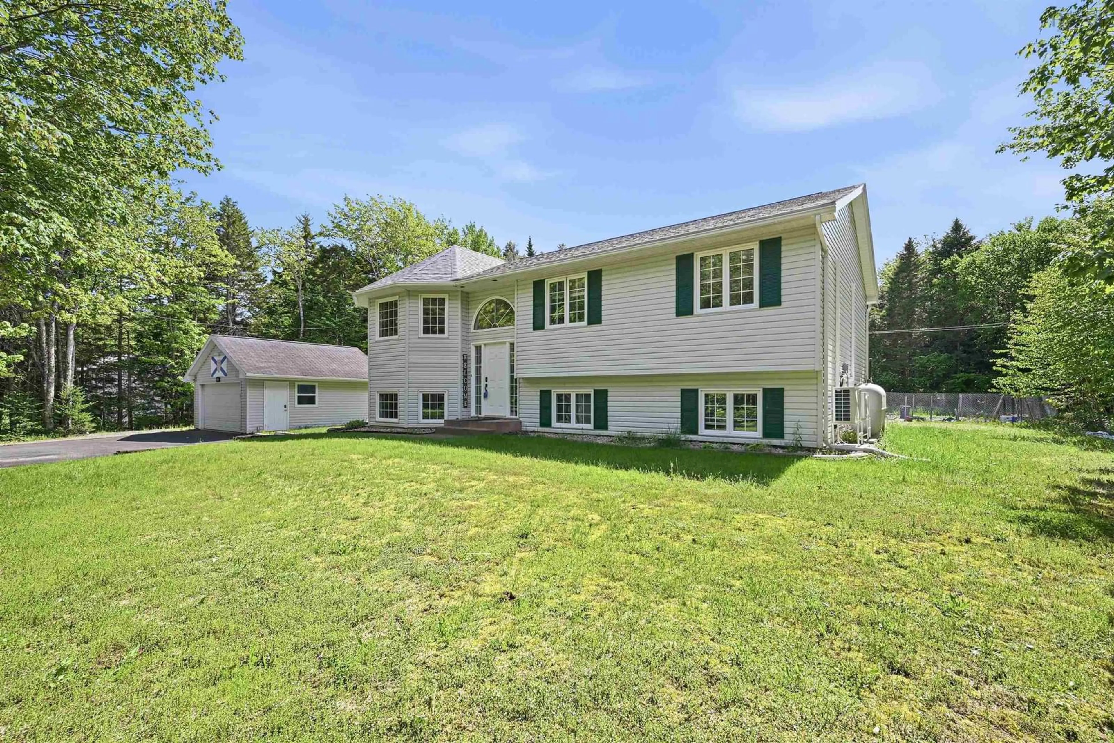 Home with vinyl exterior material, street for 219 Monarch Dr, Beaver Bank Nova Scotia B4E 3J1