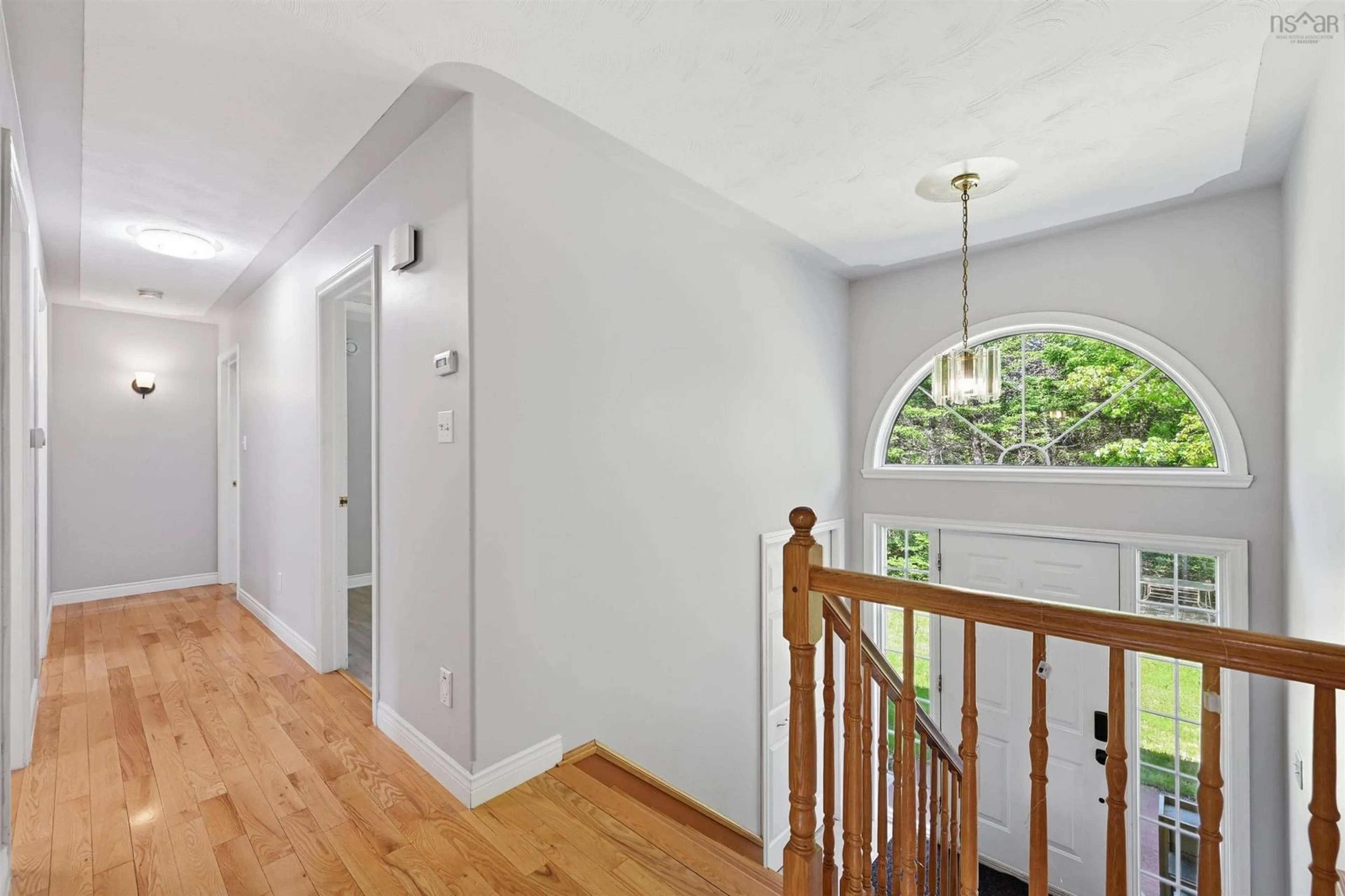 Indoor entryway for 219 Monarch Dr, Beaver Bank Nova Scotia B4E 3J1