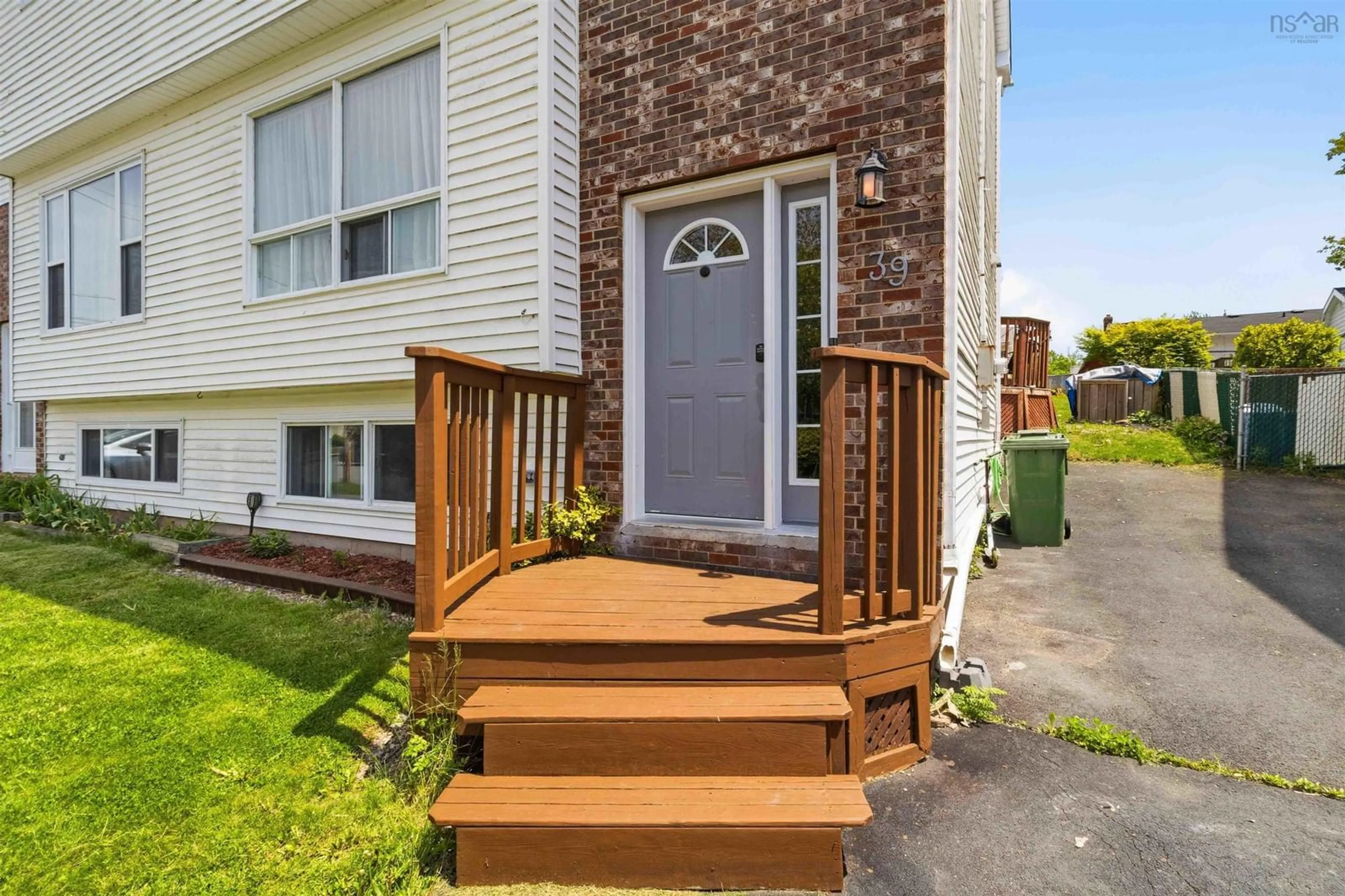 Unknown for 39 Pondicherry Cres, Dartmouth Nova Scotia B2W 5C4