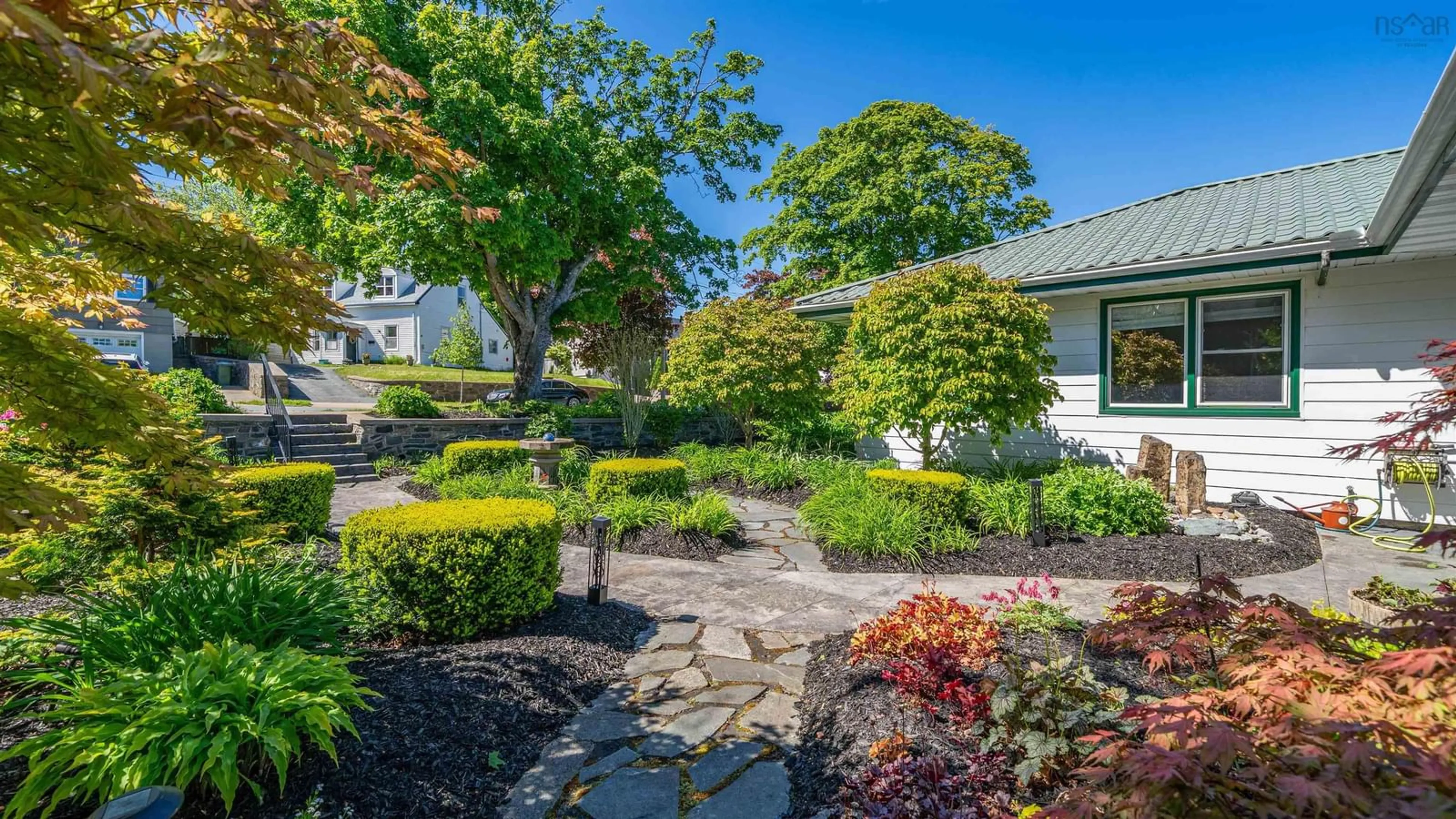 A pic from outside/outdoor area/front of a property/back of a property/a pic from drone, street for 15 Lakeview Ave, Dartmouth Nova Scotia B3A 3S8