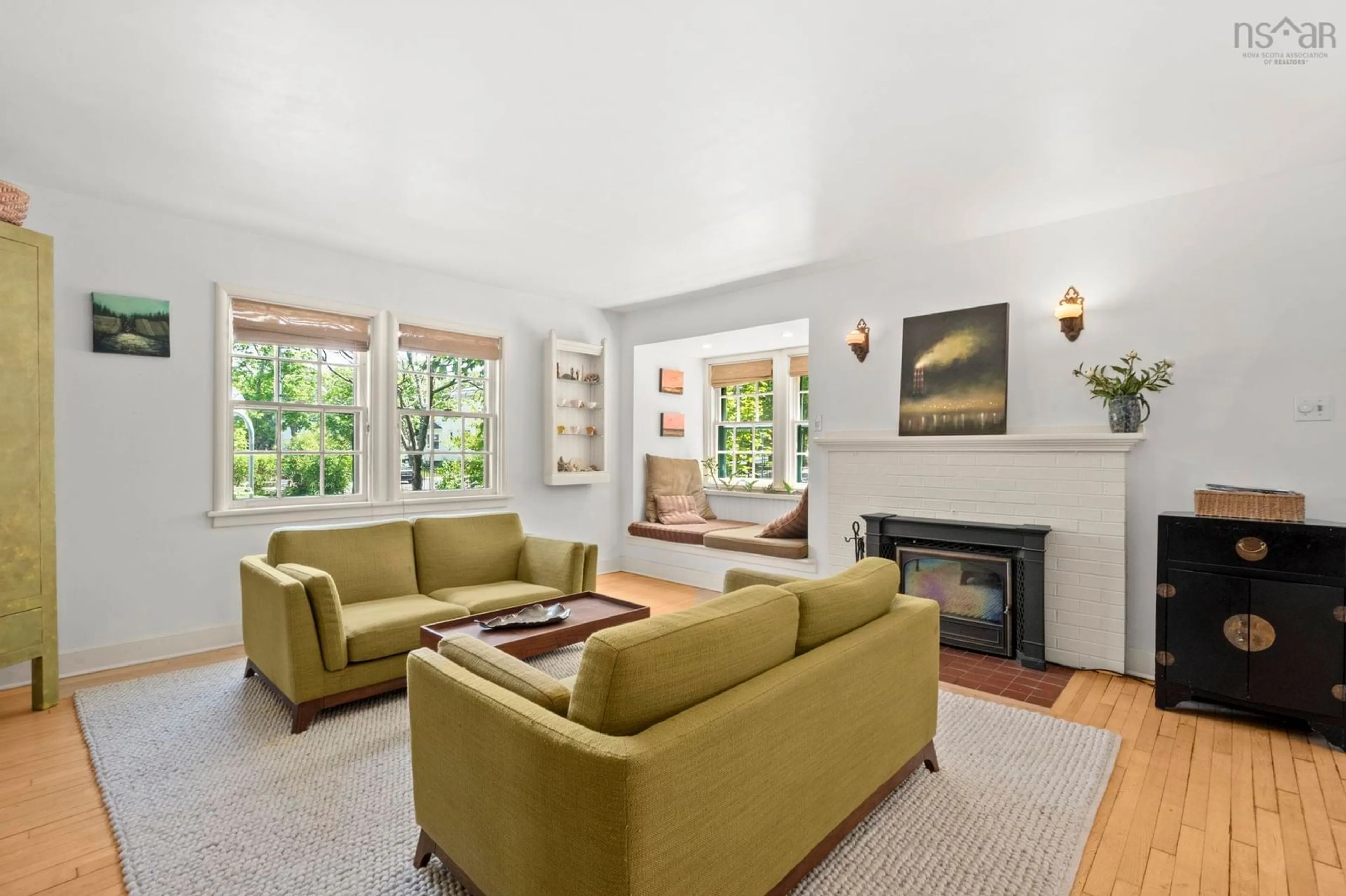 Living room with furniture, unknown for 6161 Watt St, Halifax Nova Scotia B3H 2B7