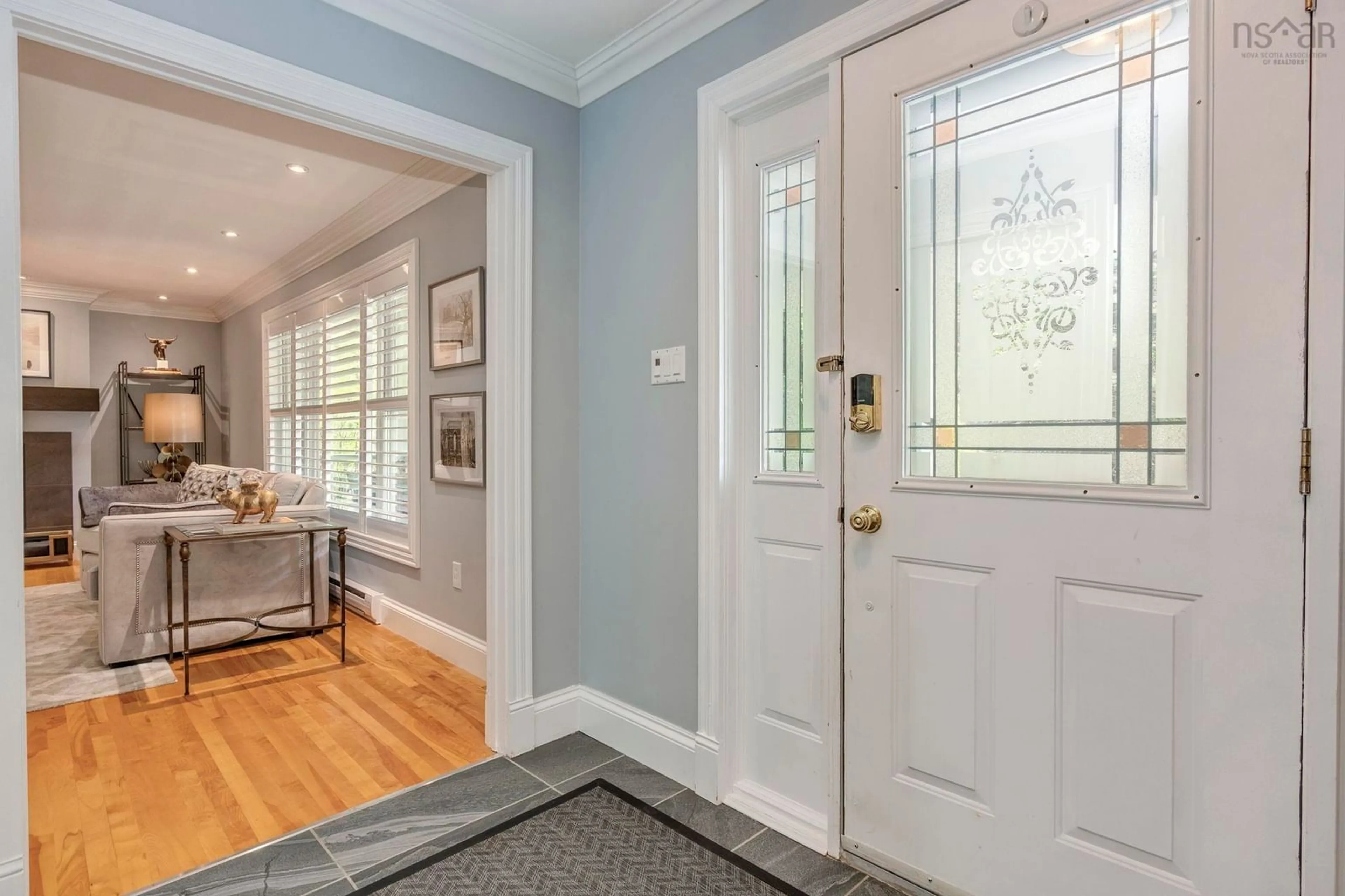 Indoor entryway for 74 Golf Links Rd, Bedford Nova Scotia B4A 2J3