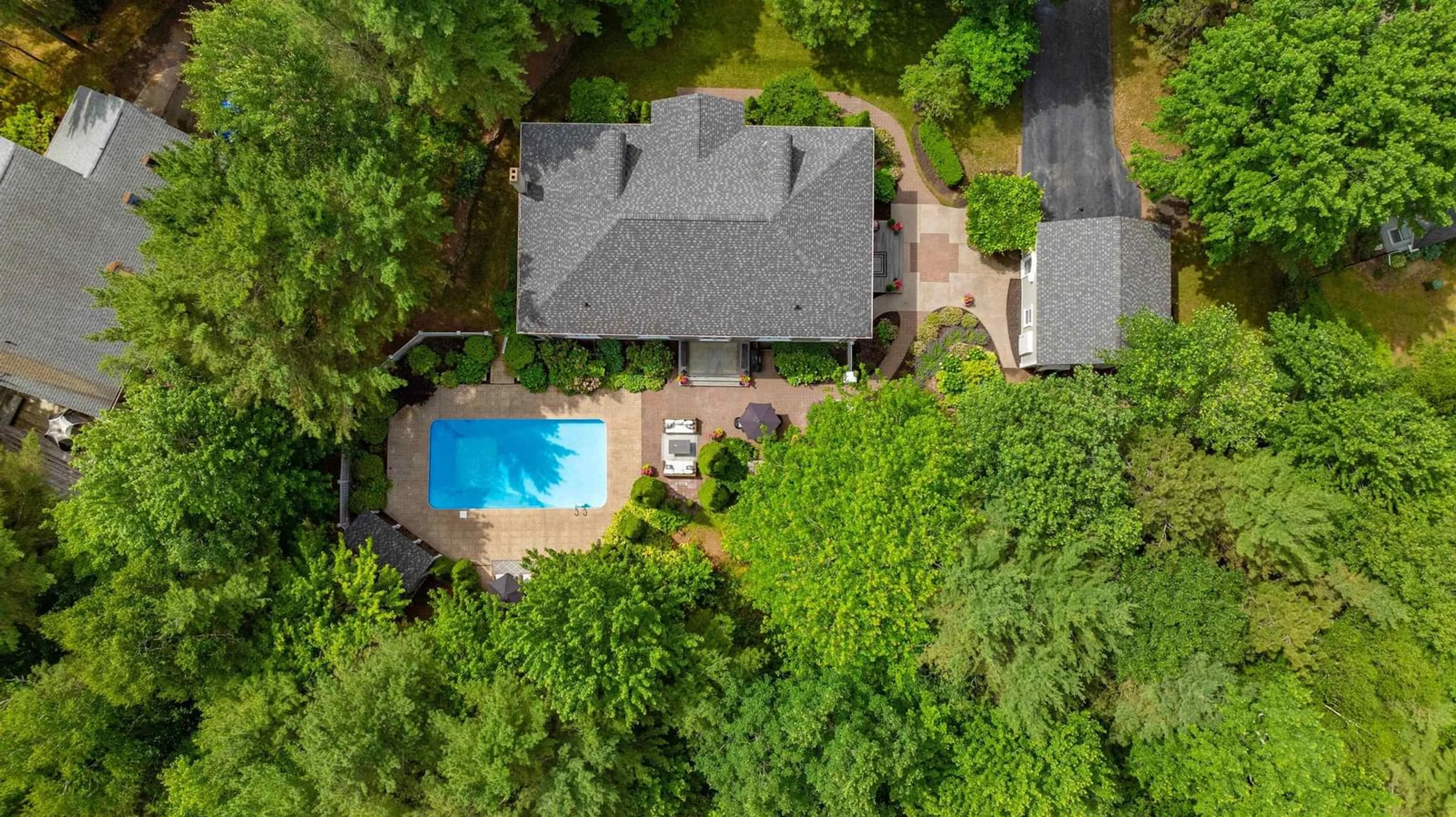 A pic from outside/outdoor area/front of a property/back of a property/a pic from drone, unknown for Anderson Blvd., #36, Kentville Nova Scotia B4N 5H2