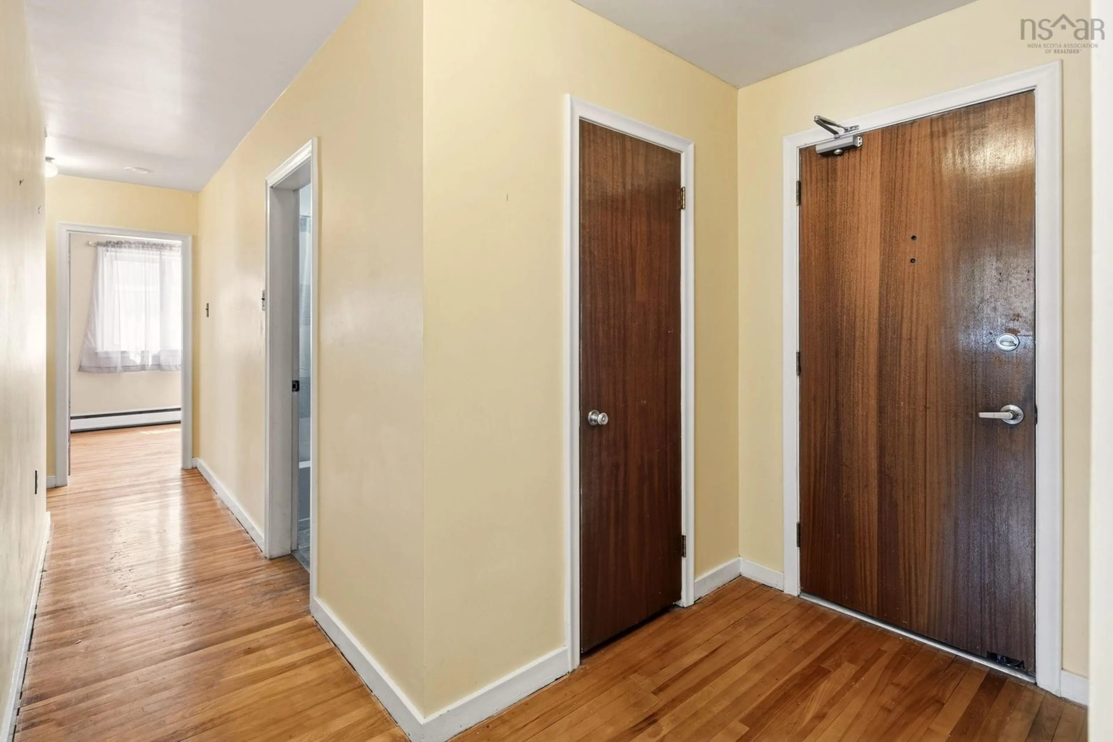 Indoor entryway for 6269 Cork St #7, Halifax Nova Scotia B3L 1Y8