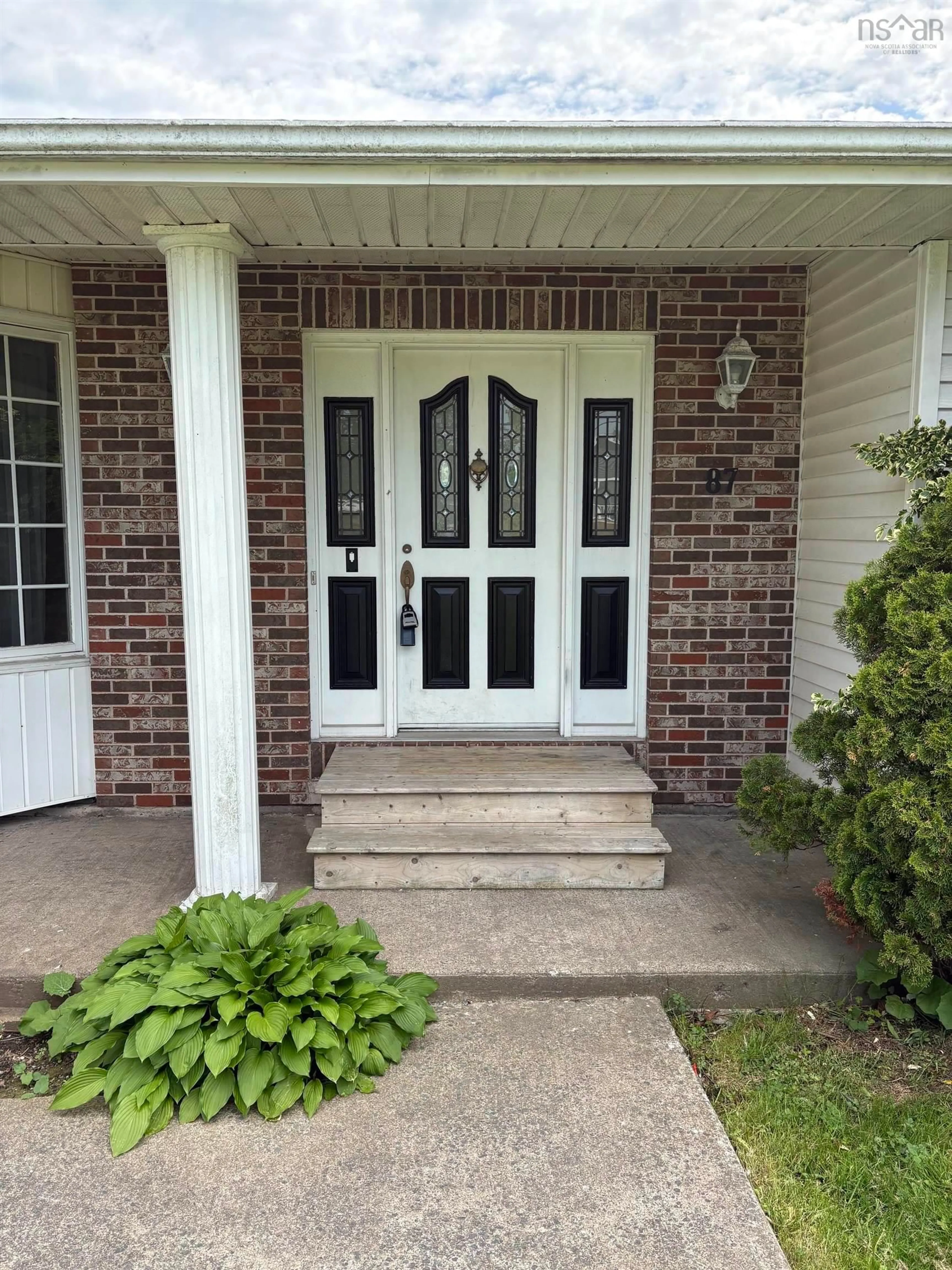 Indoor entryway for 87 Cow Bay Rd, Eastern Passage Nova Scotia B3G 1A3