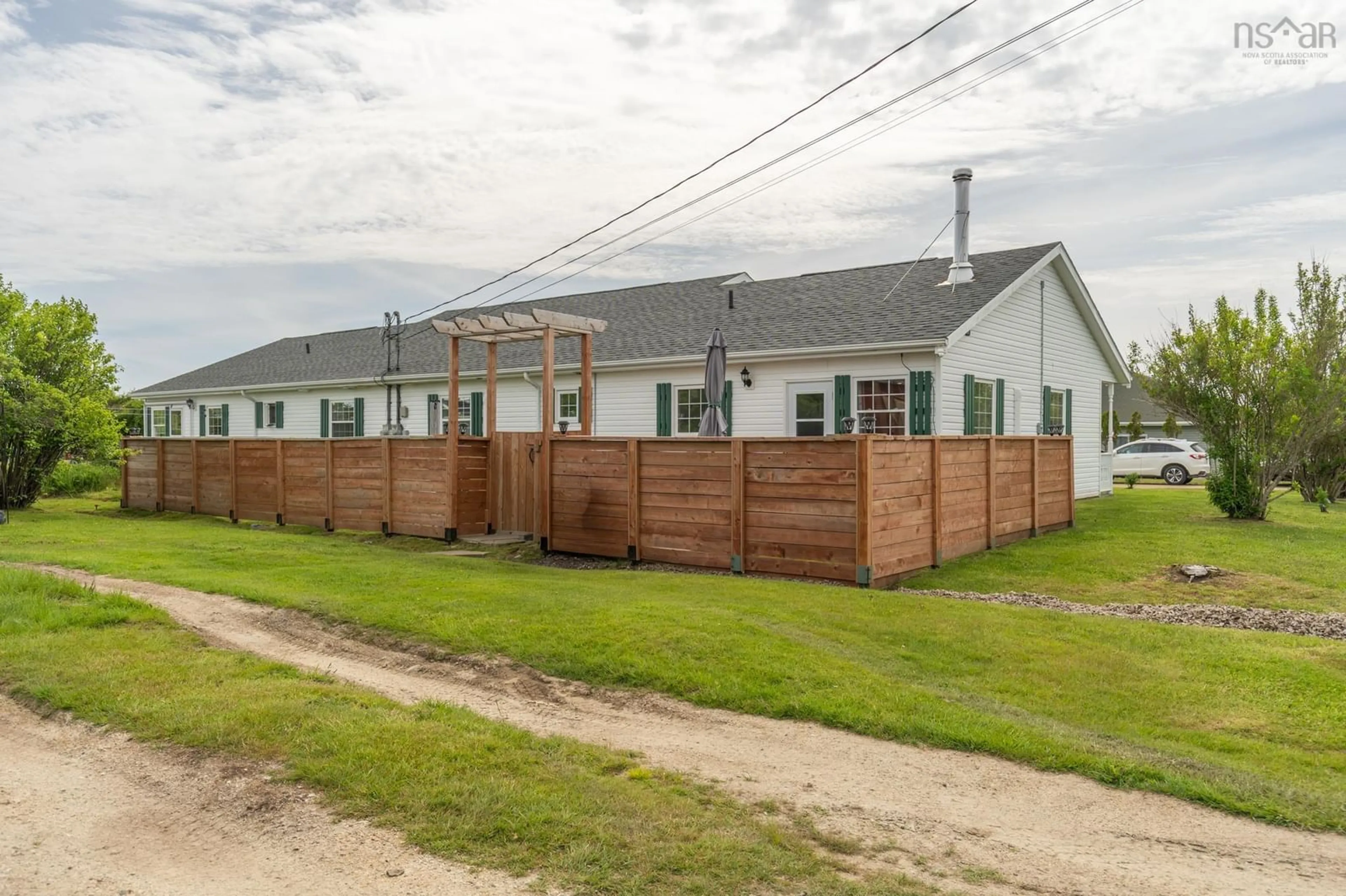 A pic from outside/outdoor area/front of a property/back of a property/a pic from drone, street for 109 South East St, Yarmouth Nova Scotia B5A 3P9