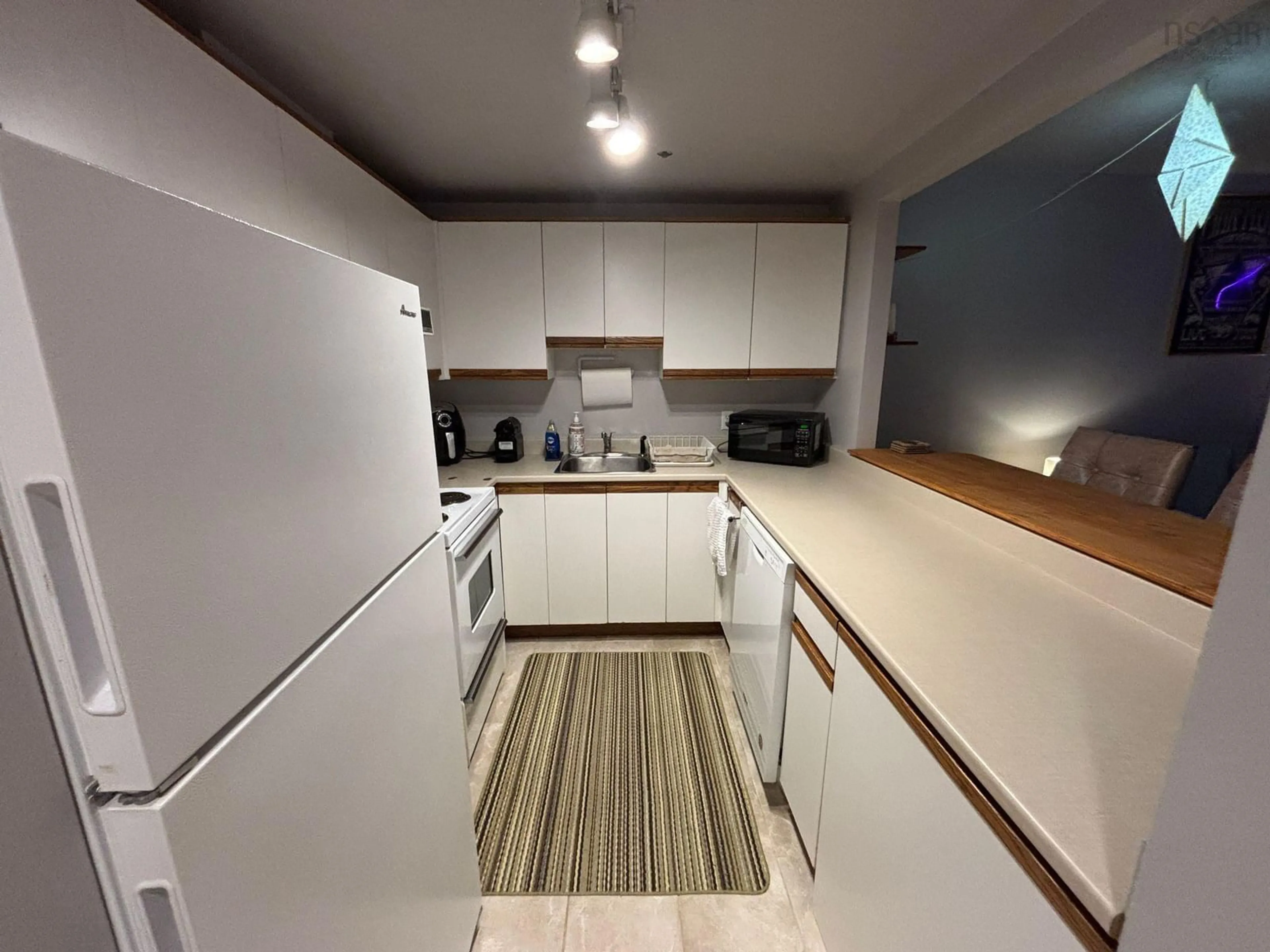 Standard kitchen, unknown for 1326 Lower Water St #521, Halifax Nova Scotia B3J 3R3