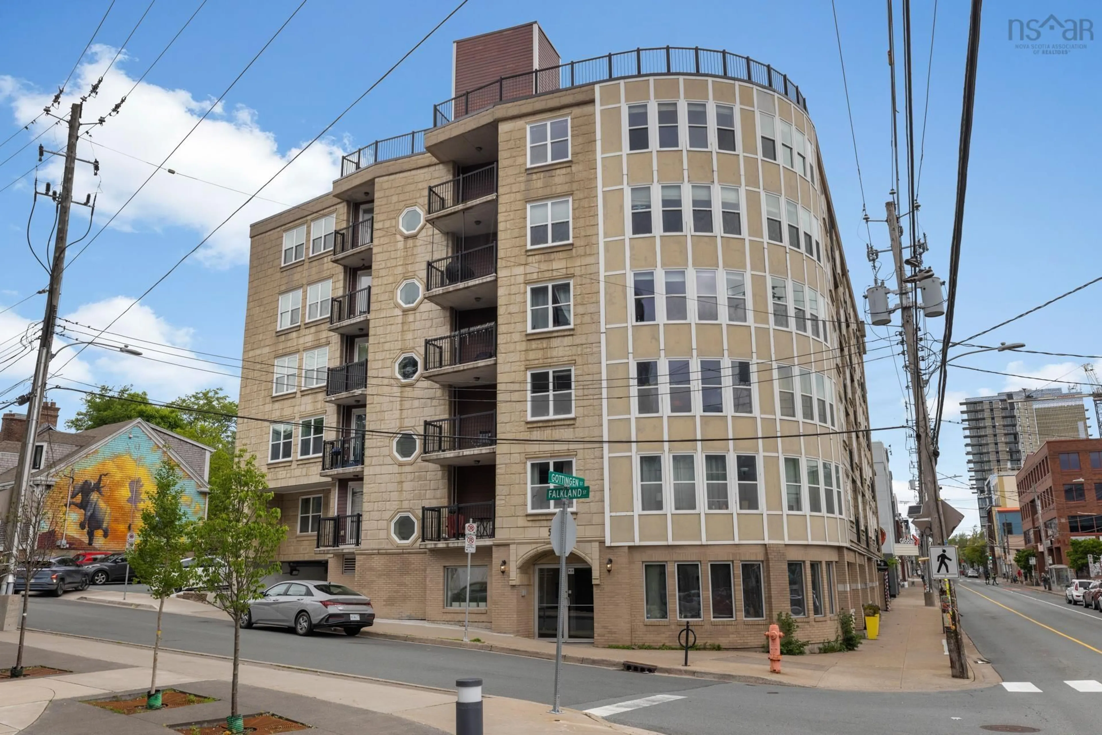 Patio, building for 5505 Falkland St #207, Halifax Nova Scotia B3K 0C3