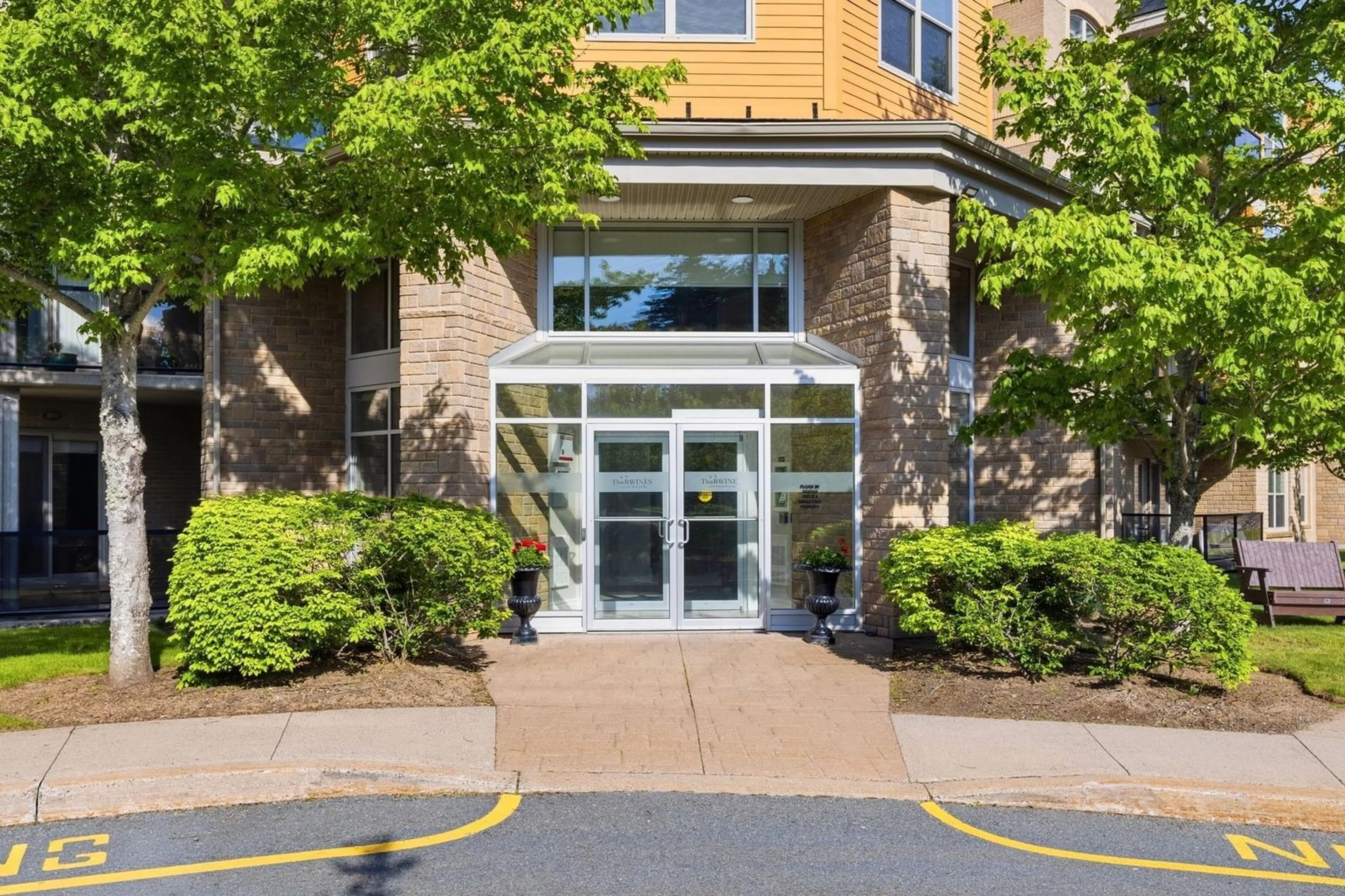 Indoor foyer for 120 Southgate Dr #414, Bedford Nova Scotia B4A 0B1