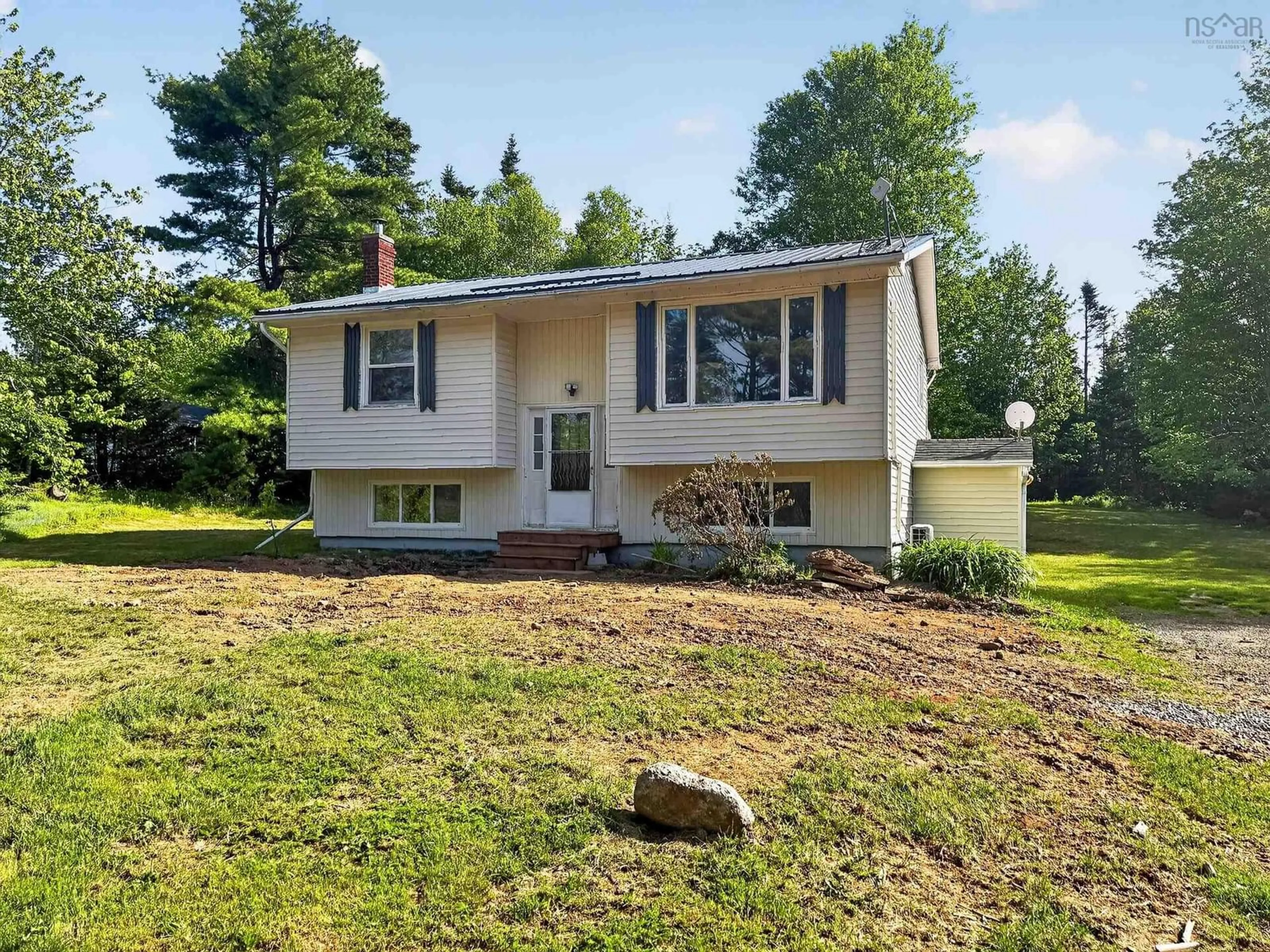 Home with vinyl exterior material, unknown for 860 Truro Rd, North River Nova Scotia B6L 6W3