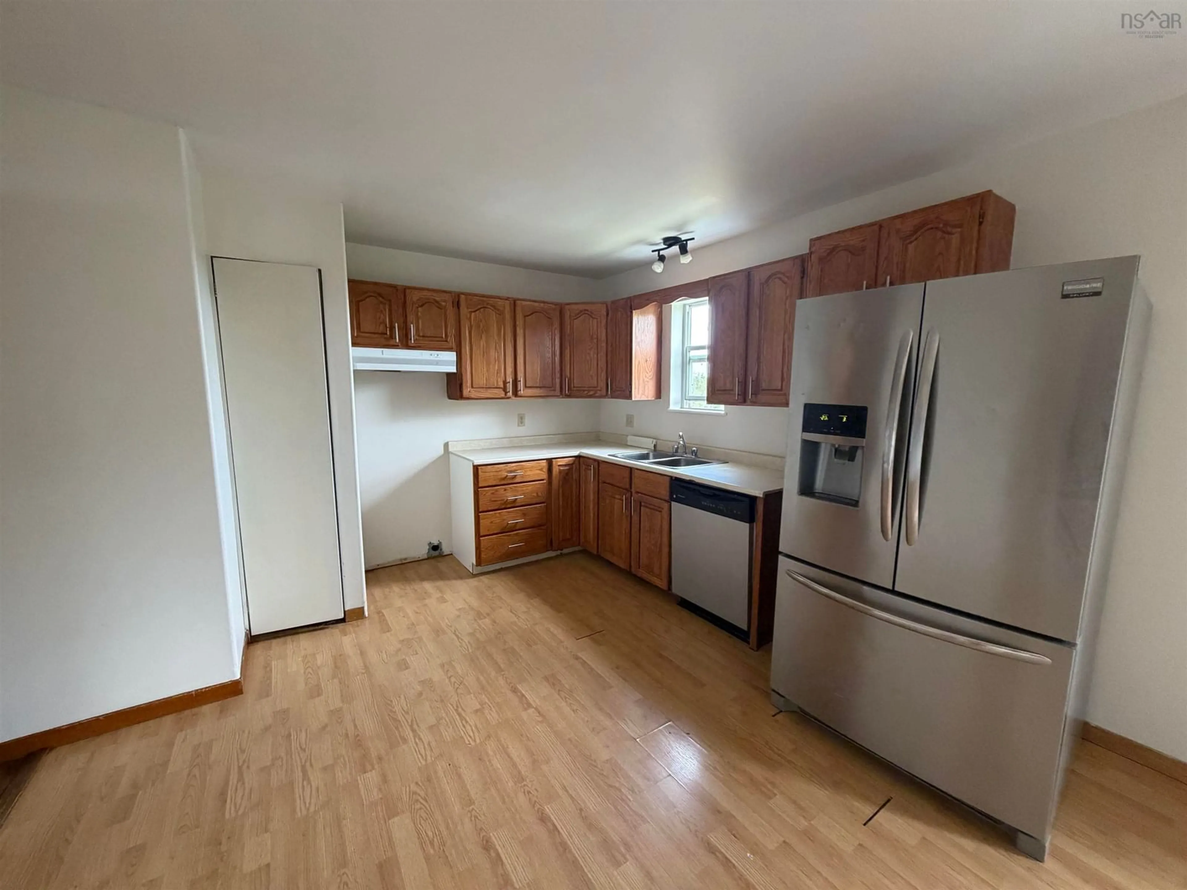 Standard kitchen, unknown for 523/525 Truro Heights Rd, Truro Heights Nova Scotia B6L 1Y2