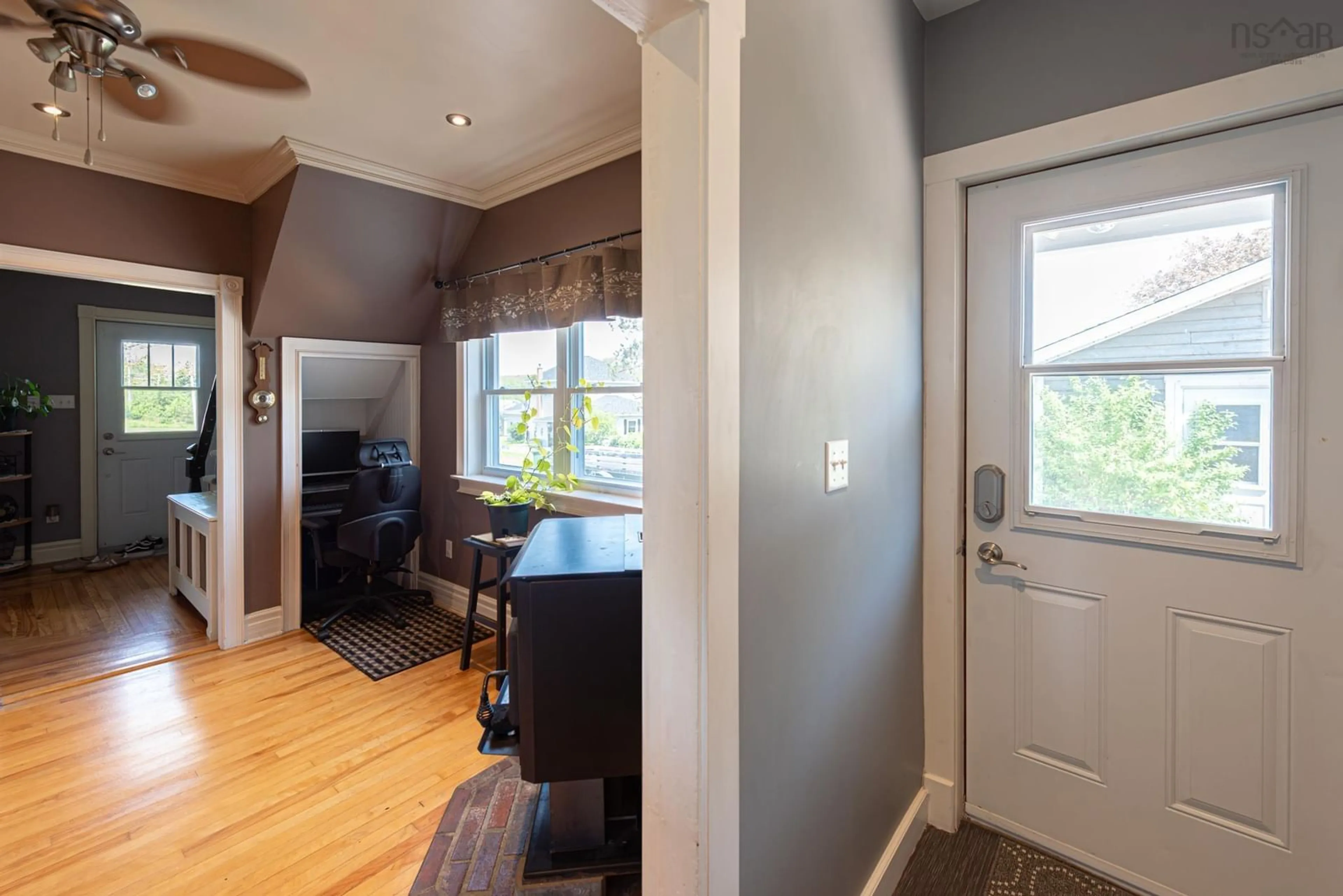 Indoor entryway for 1925 Gregorys Lane, Westville Nova Scotia B0K 2A0