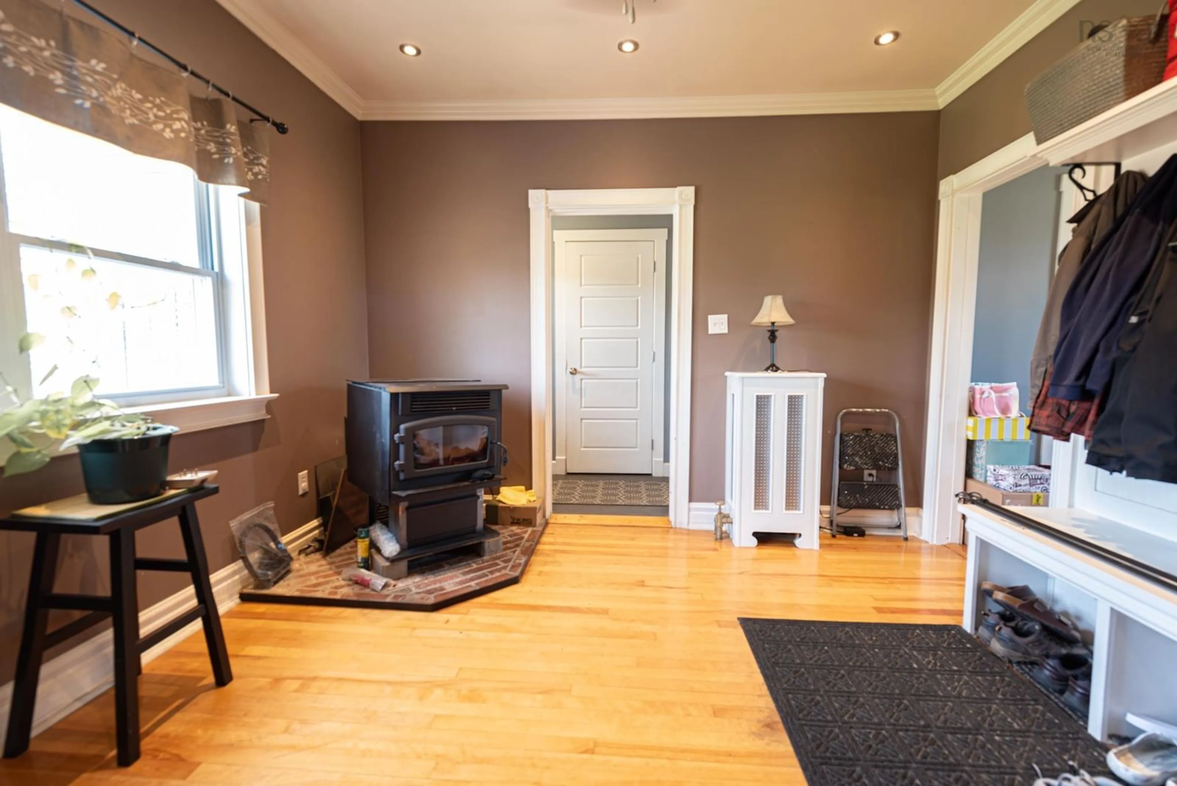 Unknown for 1925 Gregorys Lane, Westville Nova Scotia B0K 2A0
