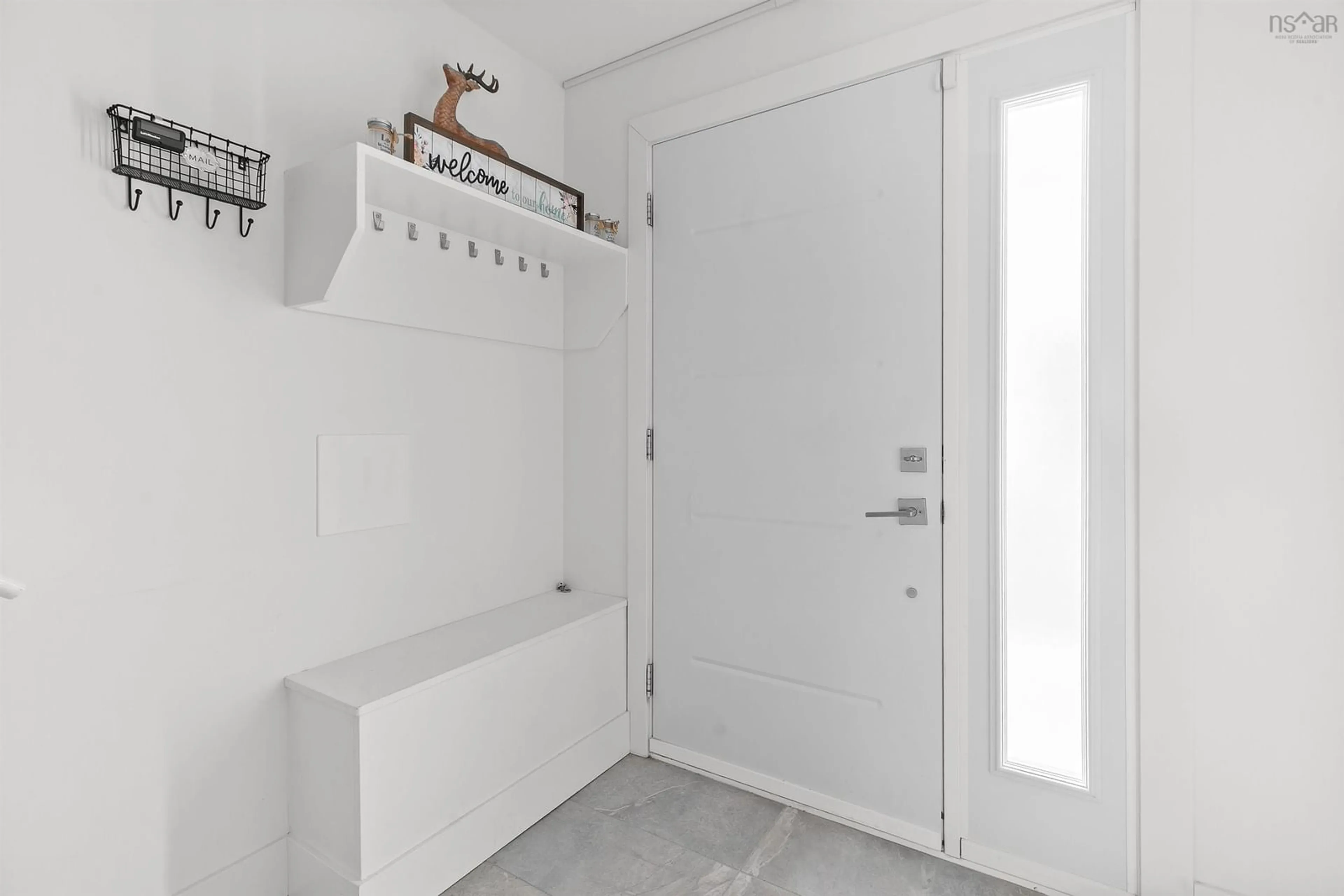 Indoor entryway for 42 Hilden Dr, Spryfield Nova Scotia B3R 0E4