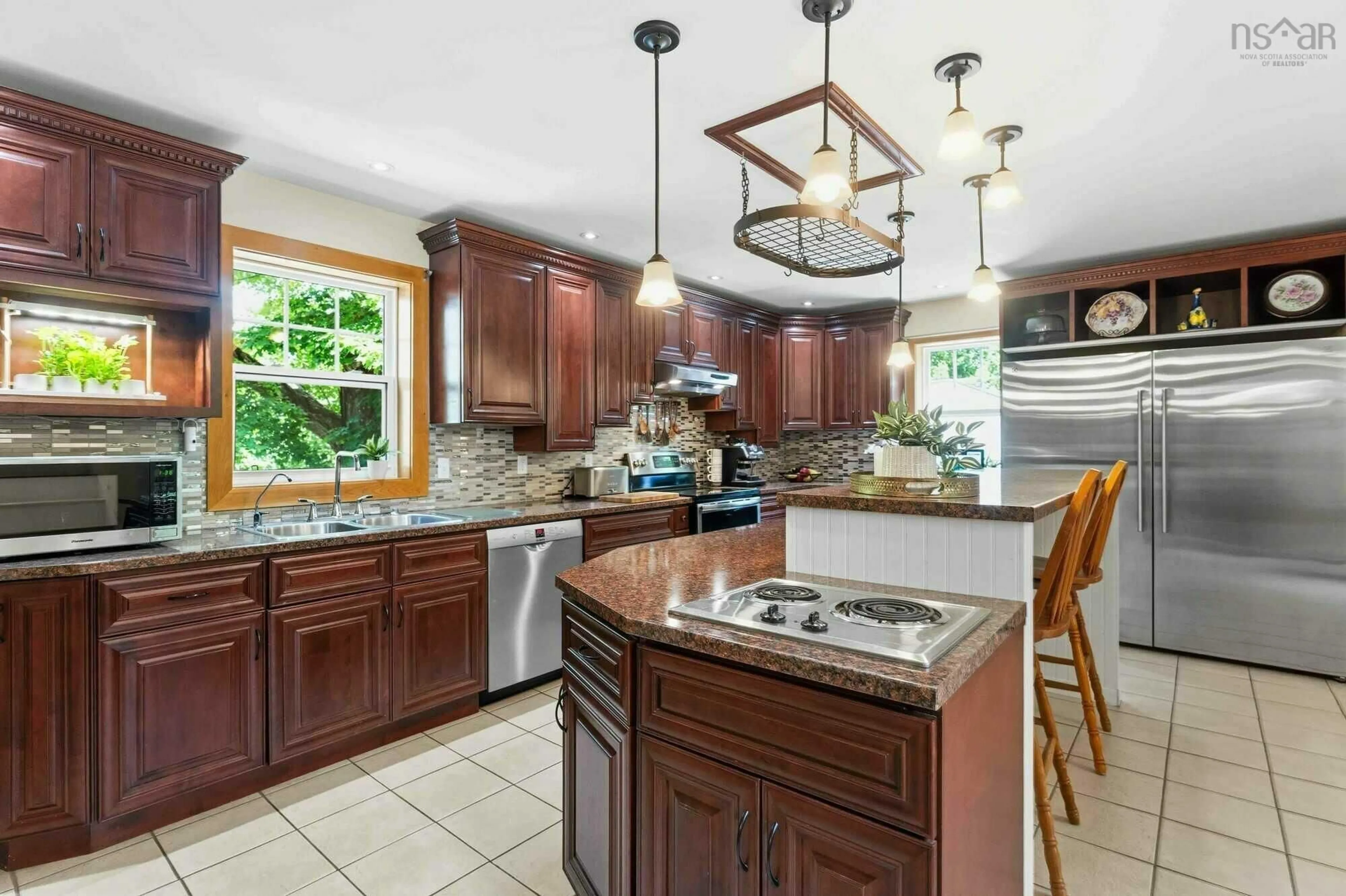 Open concept kitchen, ceramic/tile floor for 260 Commercial St, Berwick Nova Scotia B0P 1E0