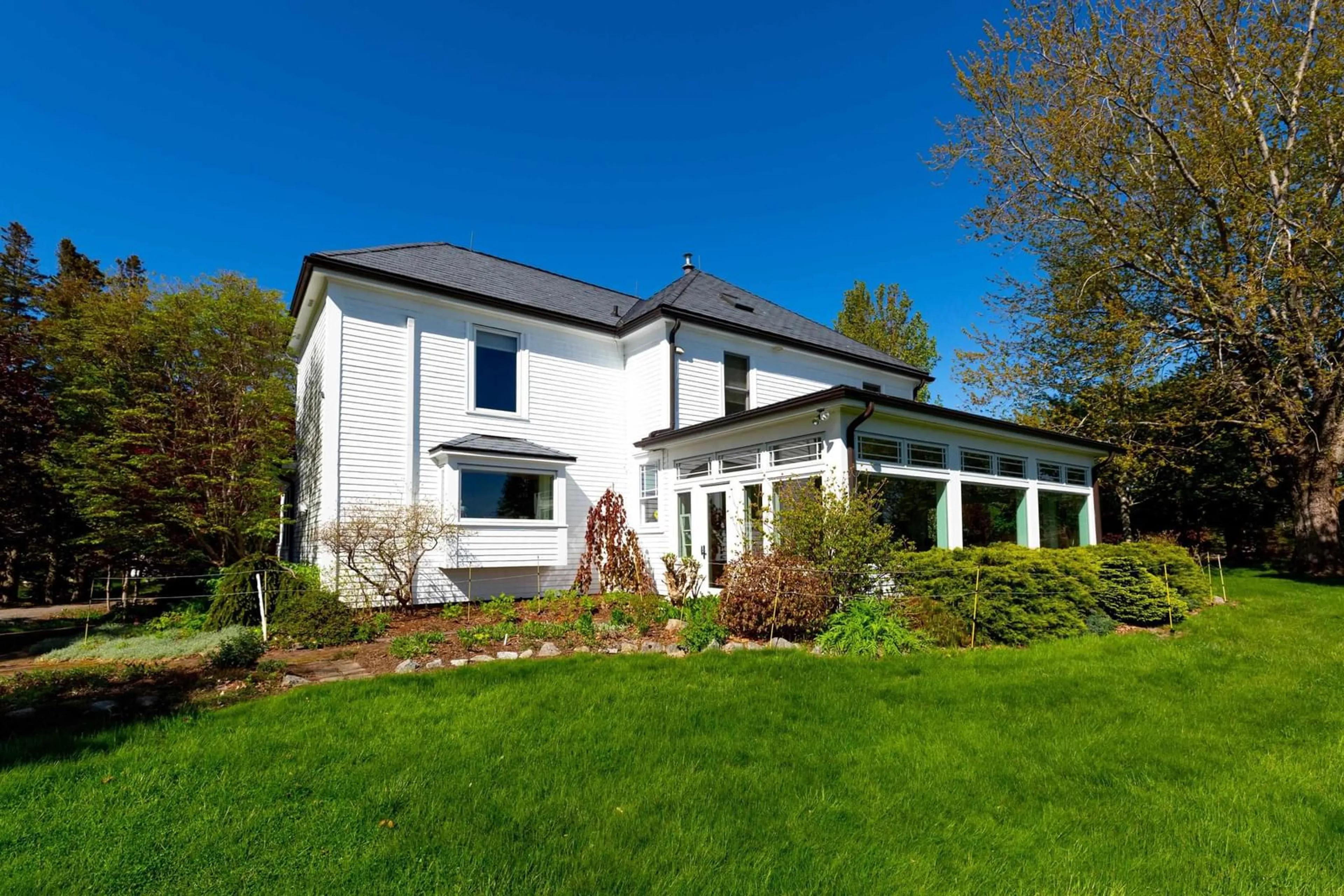 A pic from outside/outdoor area/front of a property/back of a property/a pic from drone, building for 150 Knickle Road Extension, Lunenburg Nova Scotia B0J 2C0