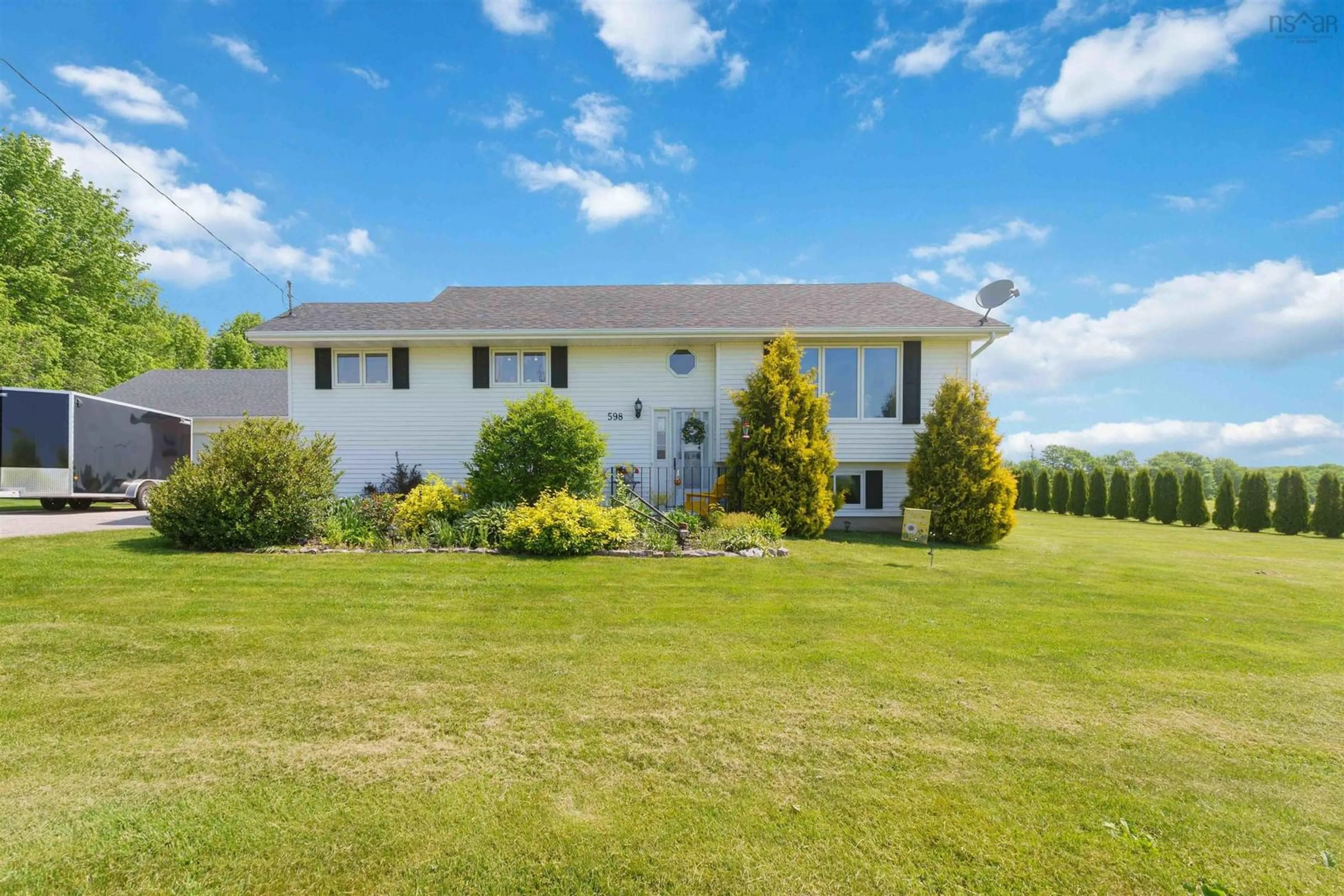 A pic from outside/outdoor area/front of a property/back of a property/a pic from drone, unknown for 598 English Mountain Rd, Canaan Nova Scotia B4N 3V8
