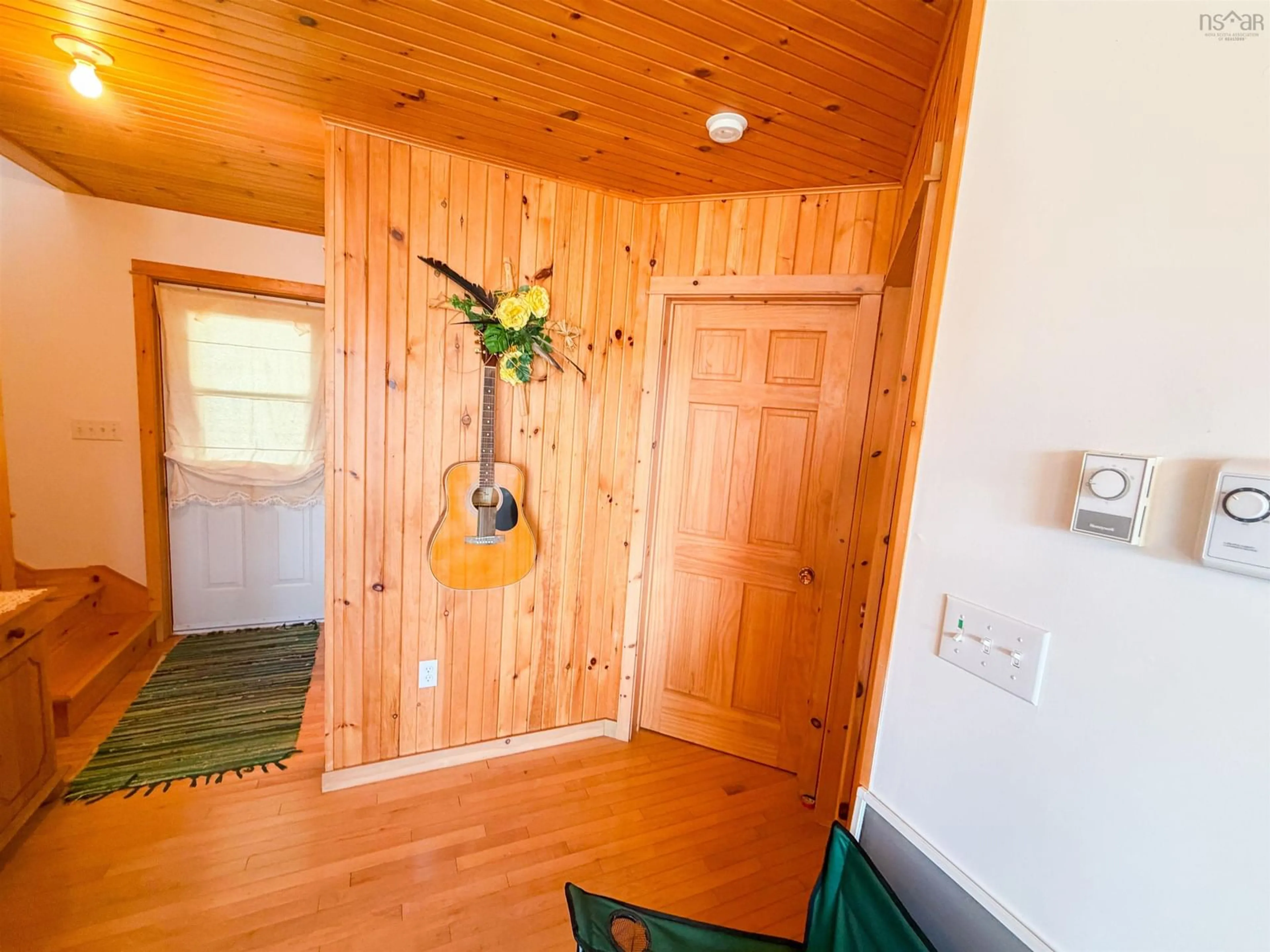 Indoor entryway for 1102 Boutilier Branch Rd, Kemptville Nova Scotia B5A 5P3
