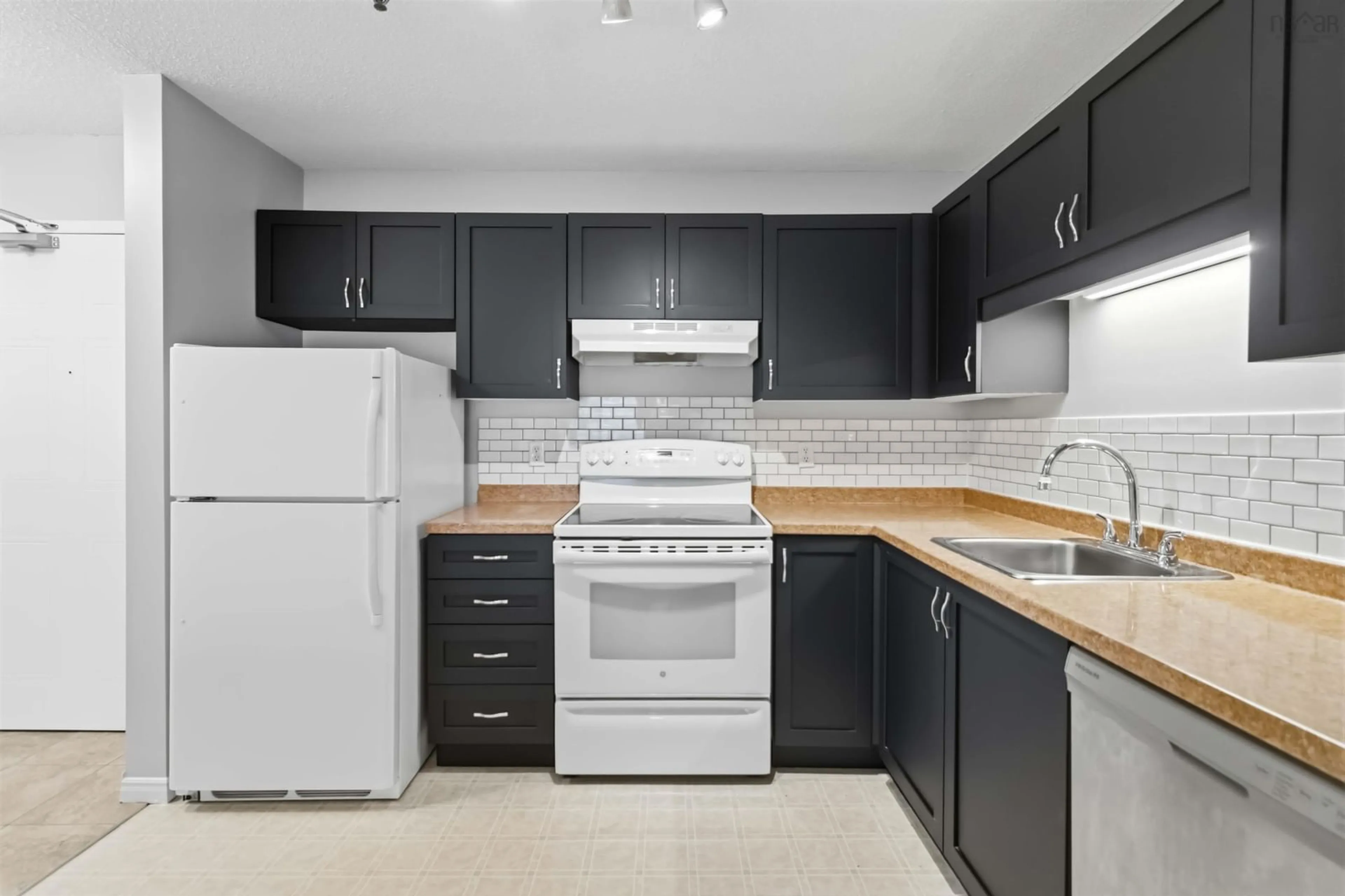 Standard kitchen, unknown for 12 Spinnaker Dr #401, Armdale Nova Scotia B3N 3A8