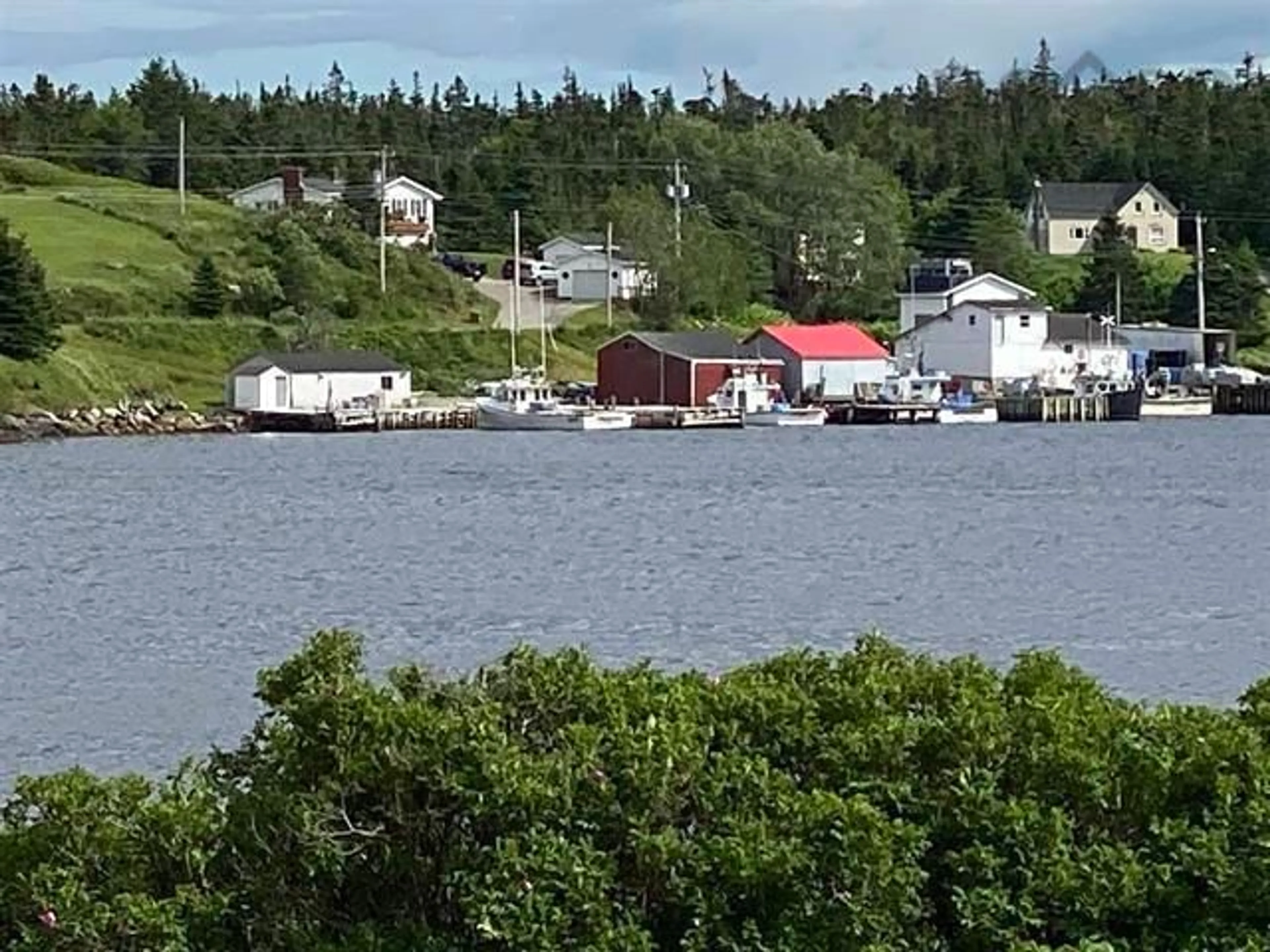 Blurry image for 11 Havenside Rd, Louisbourg Nova Scotia B1C 1N5