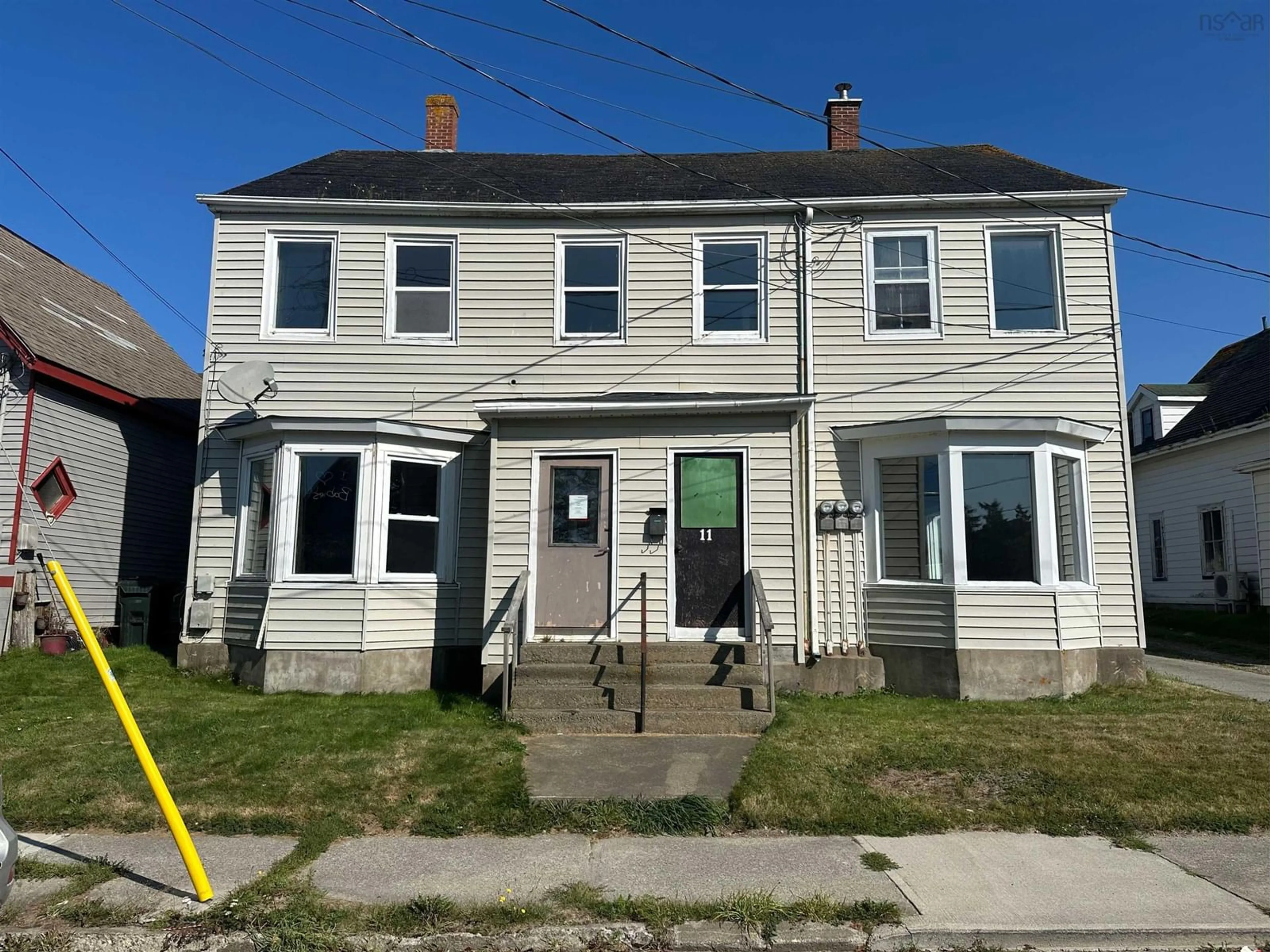 Unknown for 11-13 Kirk St, Yarmouth Nova Scotia B5A 1S6