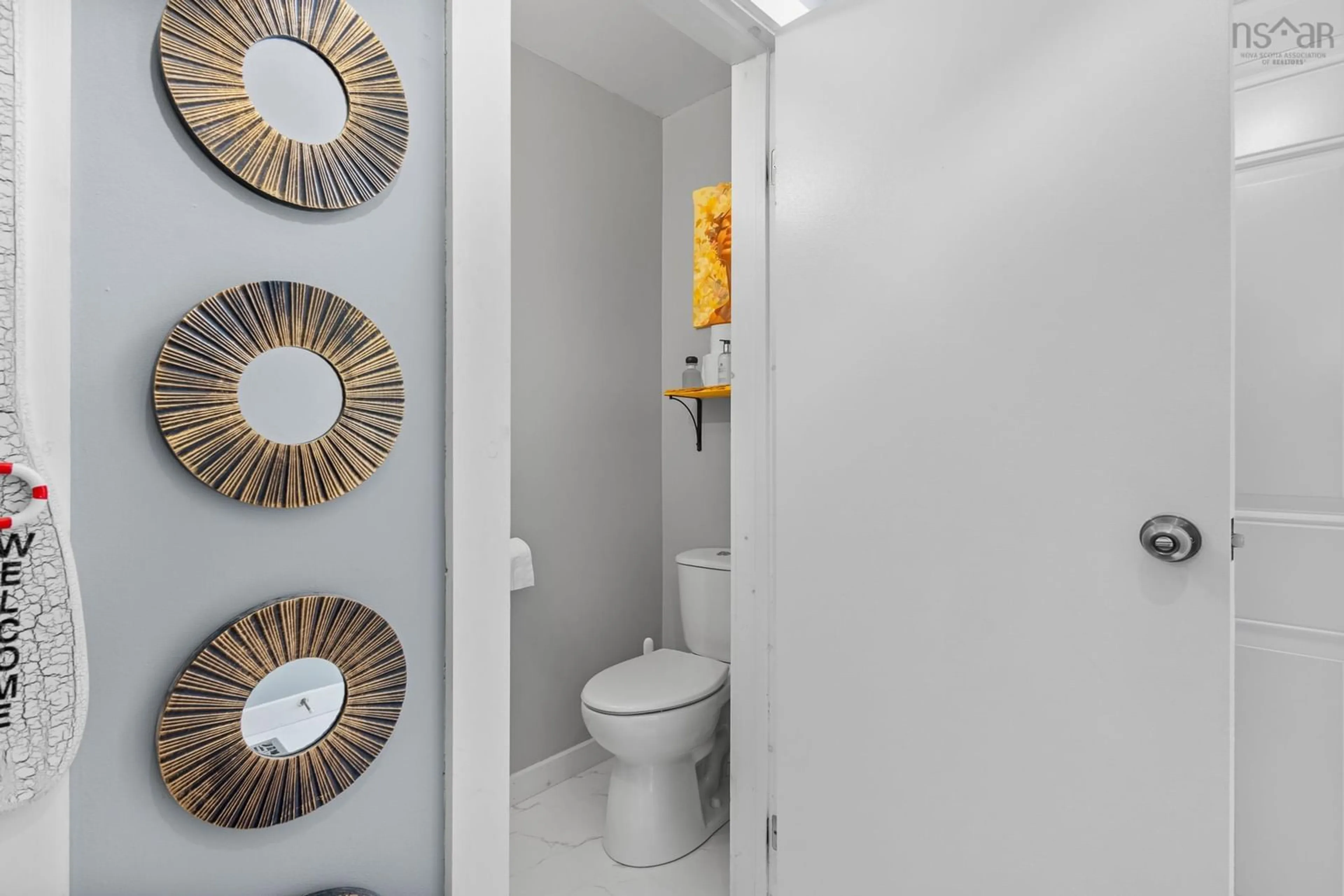 Standard bathroom, unknown for 104 Forestside Cres, Halifax Nova Scotia B3M 1M4