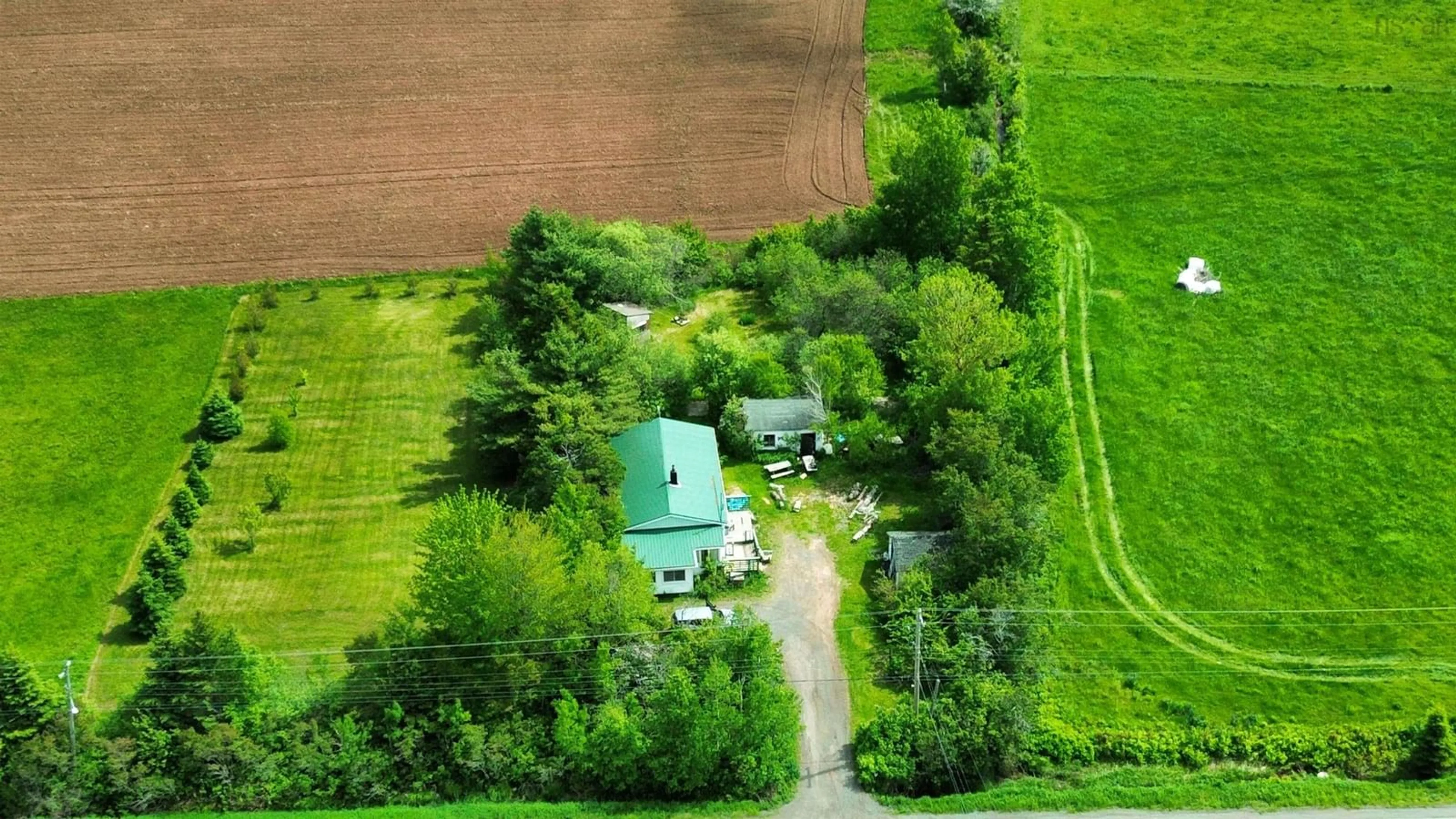 A pic from outside/outdoor area/front of a property/back of a property/a pic from drone, unknown for 11371 6 Hwy, South Pugwash Nova Scotia B0K 1L0