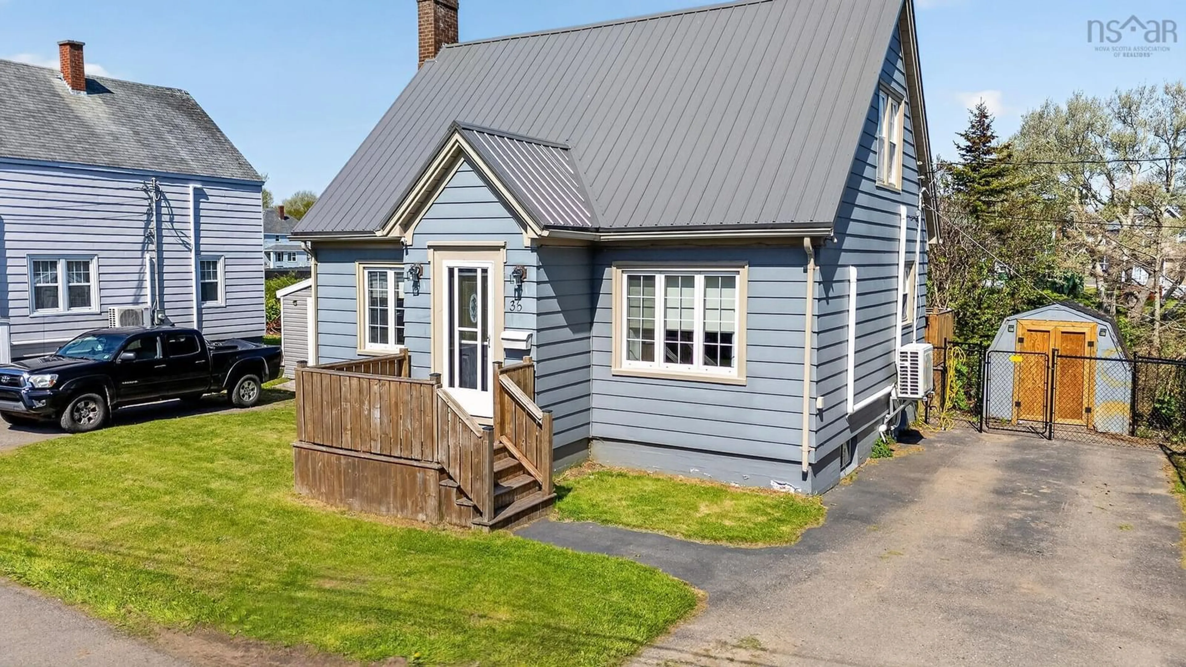 A pic from outside/outdoor area/front of a property/back of a property/a pic from drone, street for 36 Kent St, Glace Bay Nova Scotia B1A 1Z6