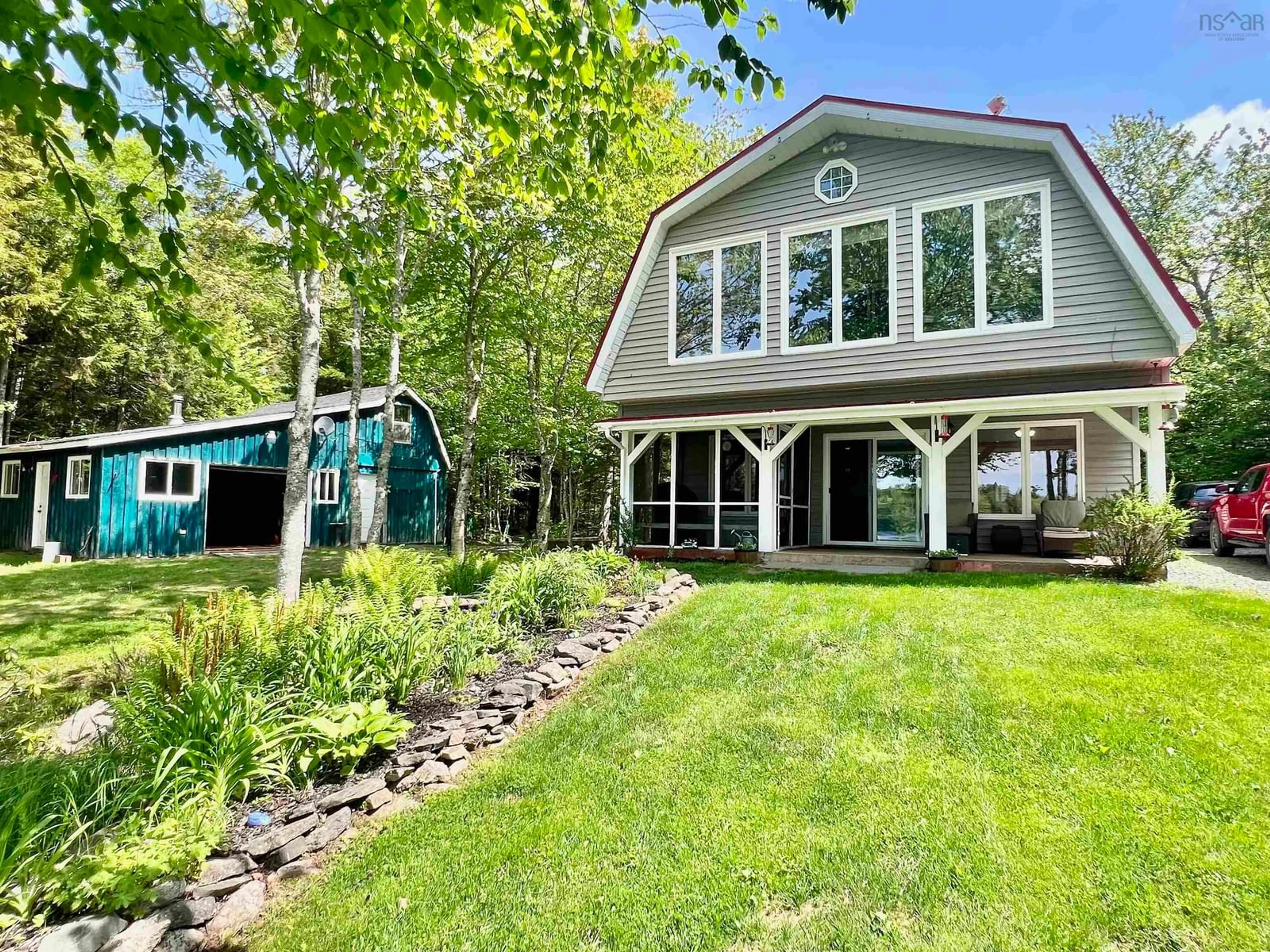 Home with vinyl exterior material, water/lake/river/ocean view for 172 Hillcrest Dr, East Loon Lake Village Nova Scotia B0N 2M0