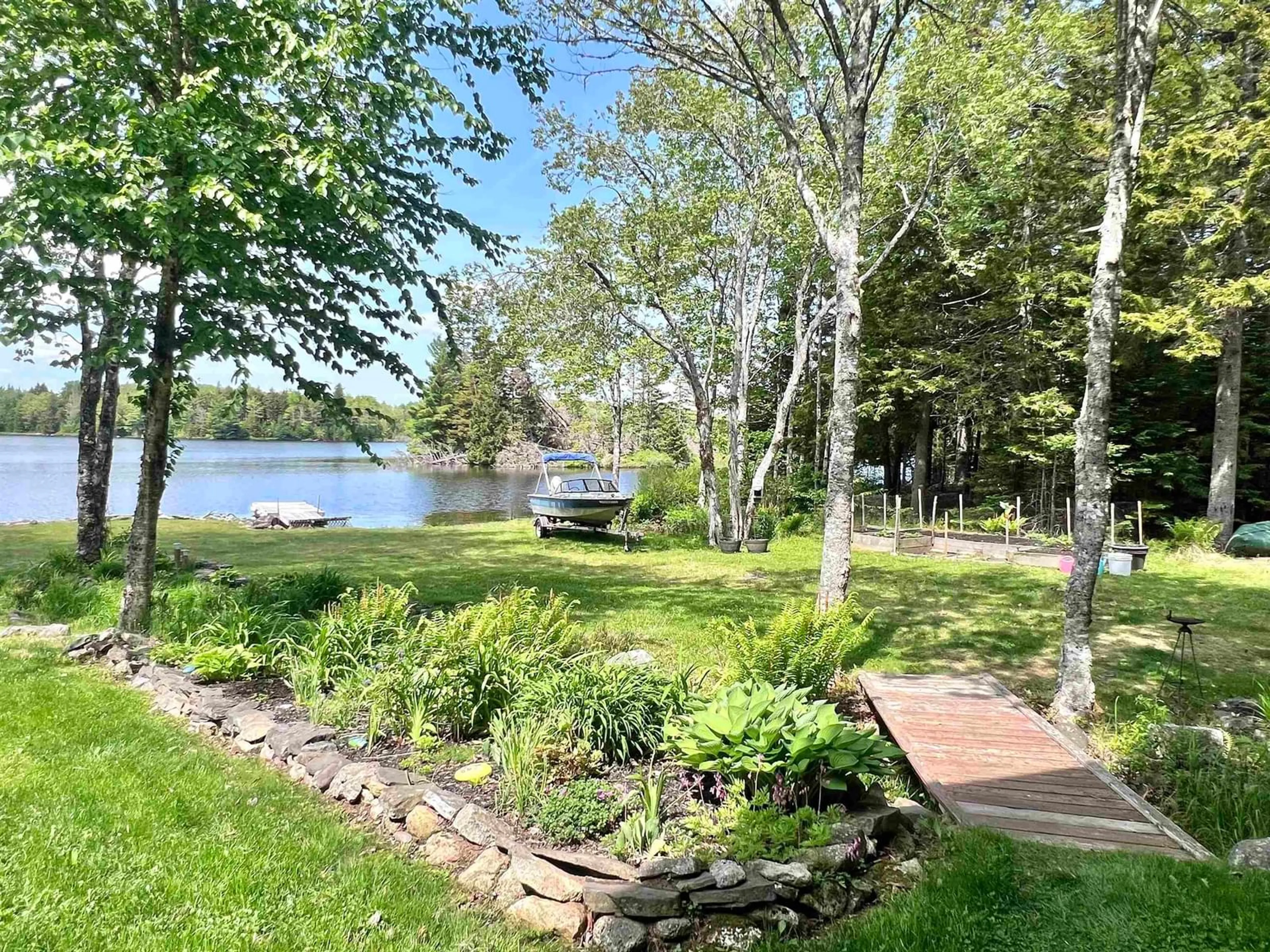 Patio, water/lake/river/ocean view for 172 Hillcrest Dr, East Loon Lake Village Nova Scotia B0N 2M0