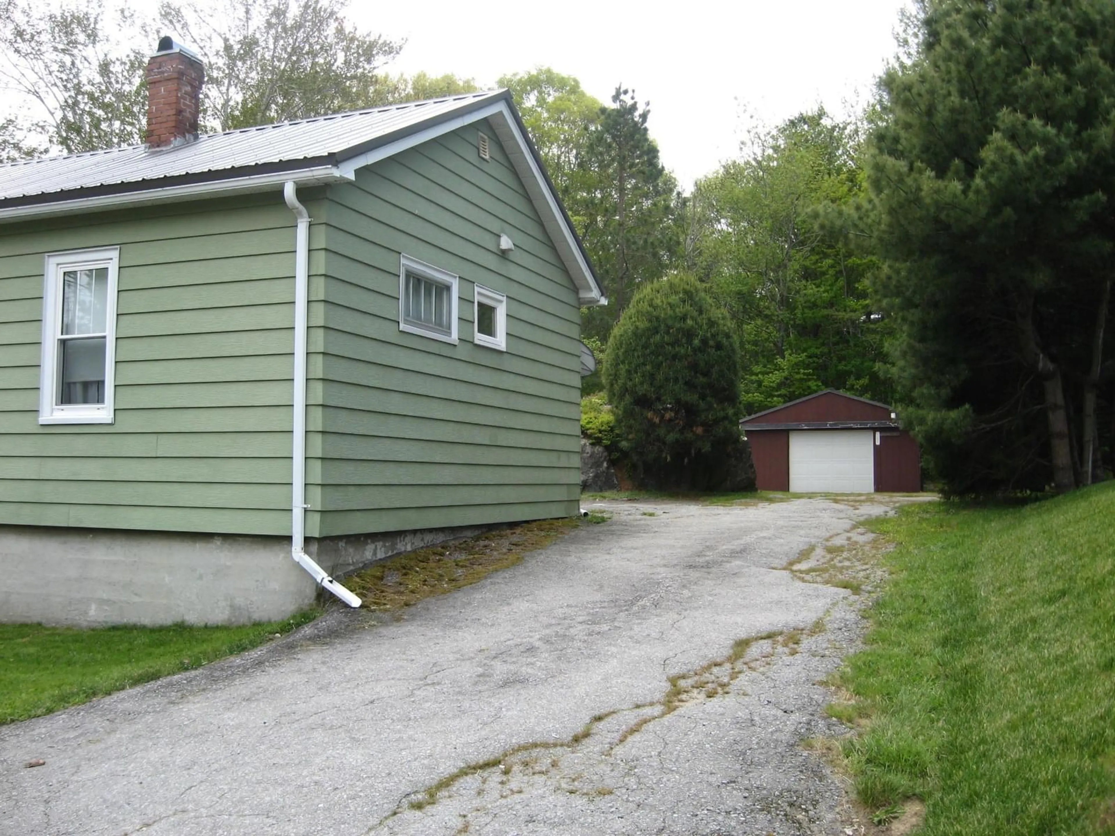 Shed for 19 Poplar St, Brooklyn Nova Scotia B0J 1H0